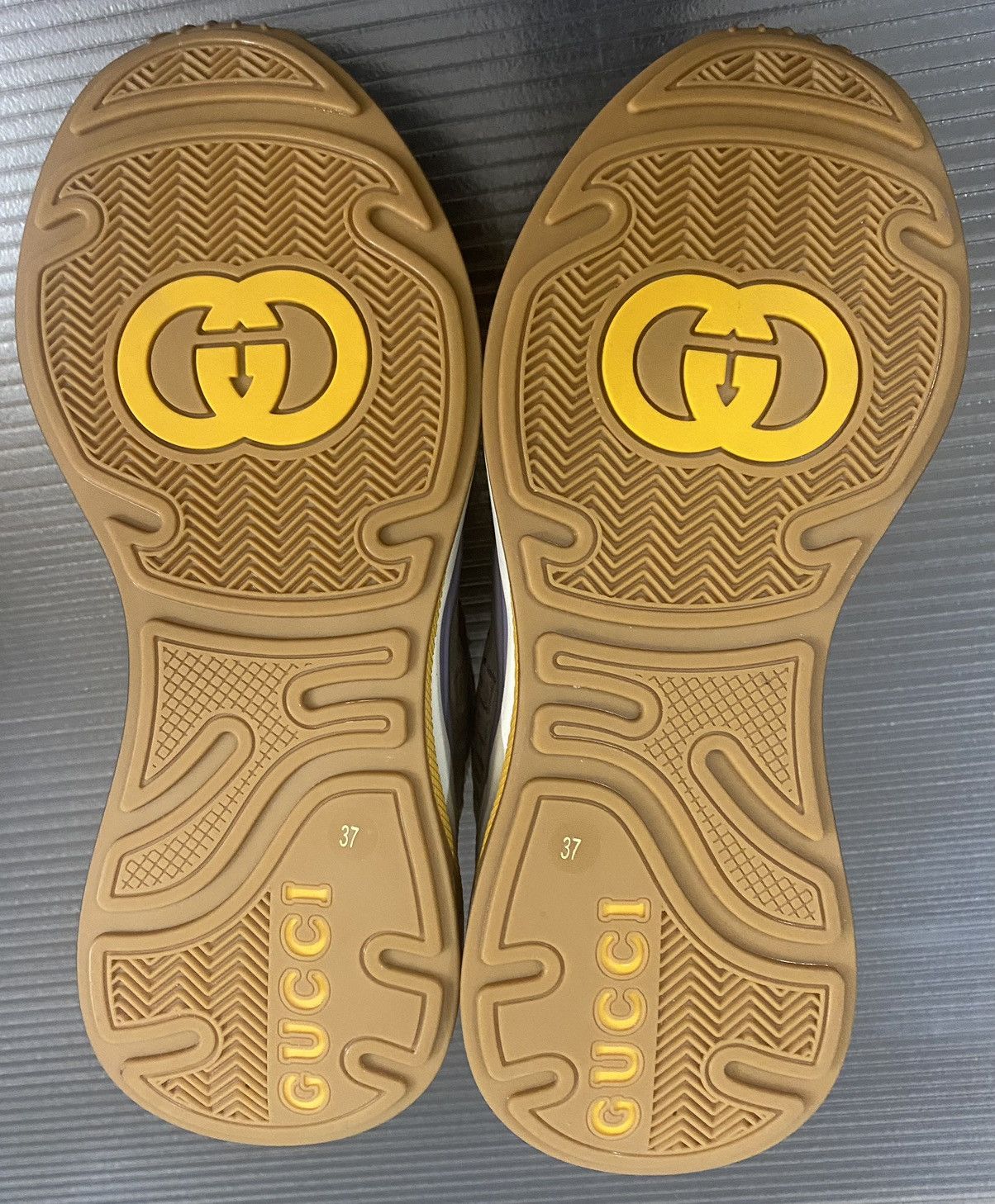 Gucci Gucci 🇮🇹 Tejus Lux Calf Ultrapace sneakers 7 NEW Size US 7 / IT 37 - 15 Thumbnail