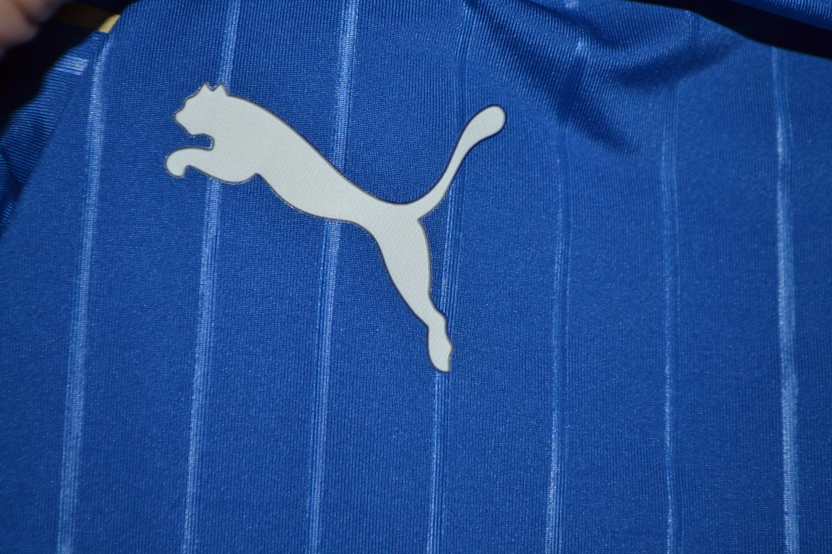 Puma AUTHENTIC Italy Home Kit 2016 2017 Shirt Soccer Jersey Size US M / EU 48-50 / 2 - 5 Thumbnail