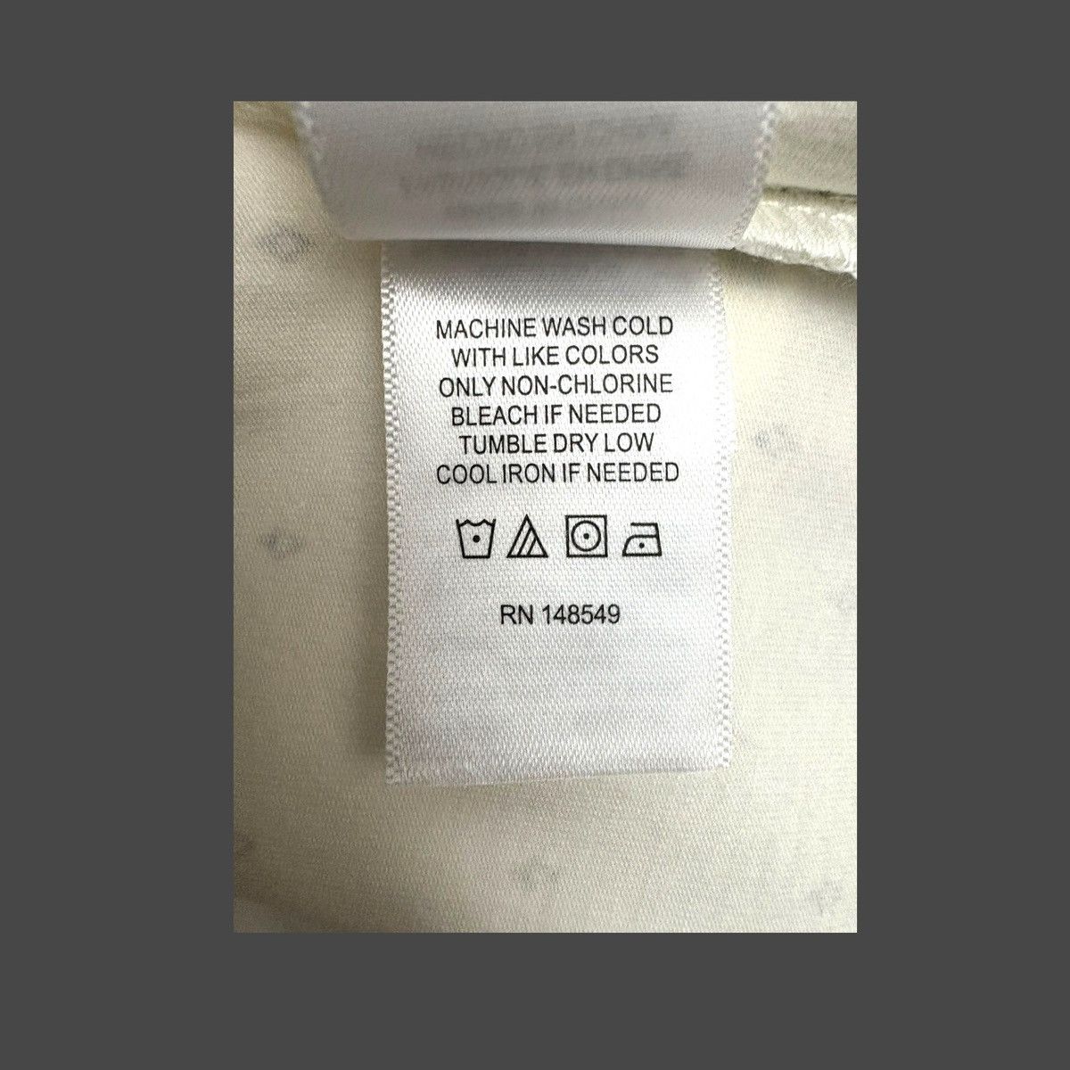 Kenneth Cole Kenneth Cole Men’s Printed Off-White Crew NeckT-Shirt Sz L Size US L / EU 52-54 / 3 - 13 Thumbnail