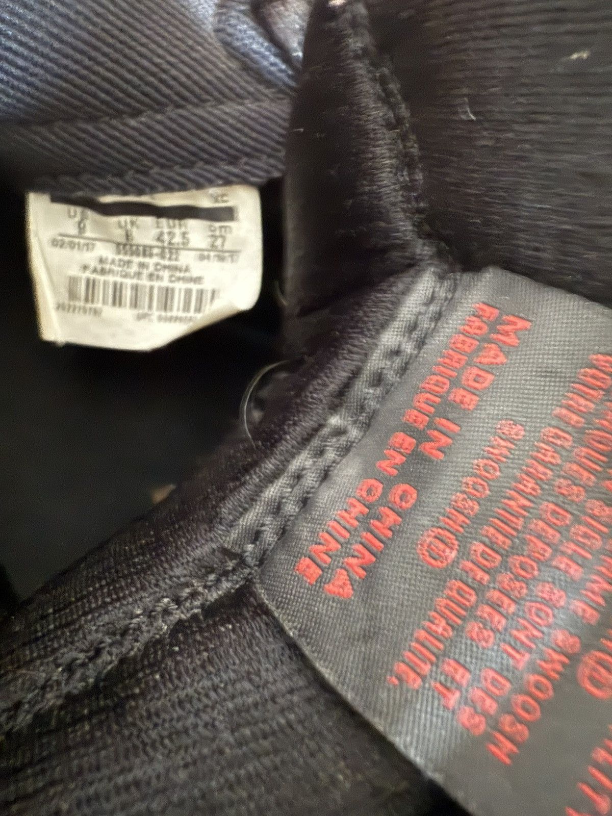 Nike 2017 Air Jordan 1 Retro High OG 'Triple Black' Used Size US 9 / EU 42 - 6 Thumbnail