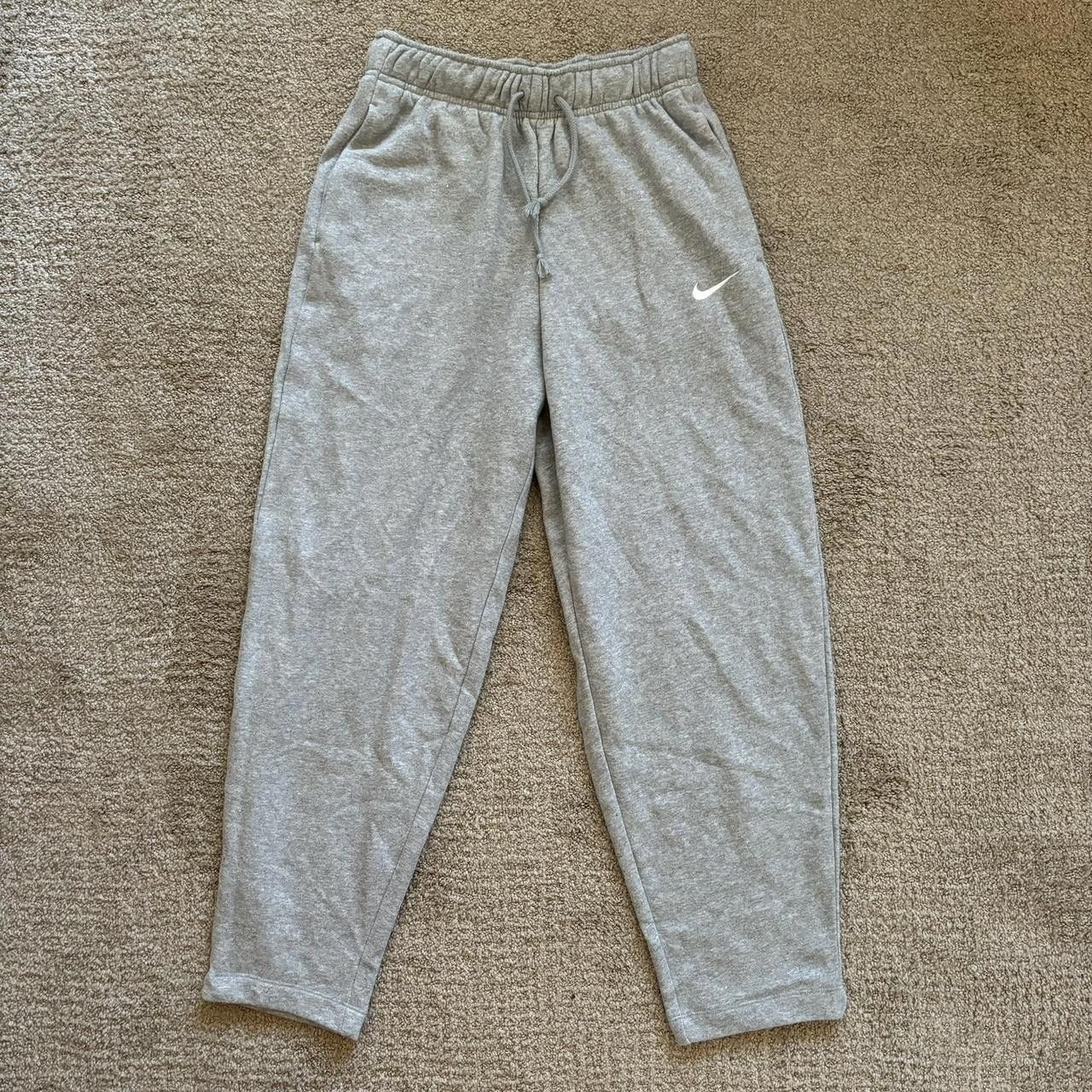 Nike Nike Grey Joggers With Drawstring Size 28" / US 6 / IT 42 - 1 Thumbnail