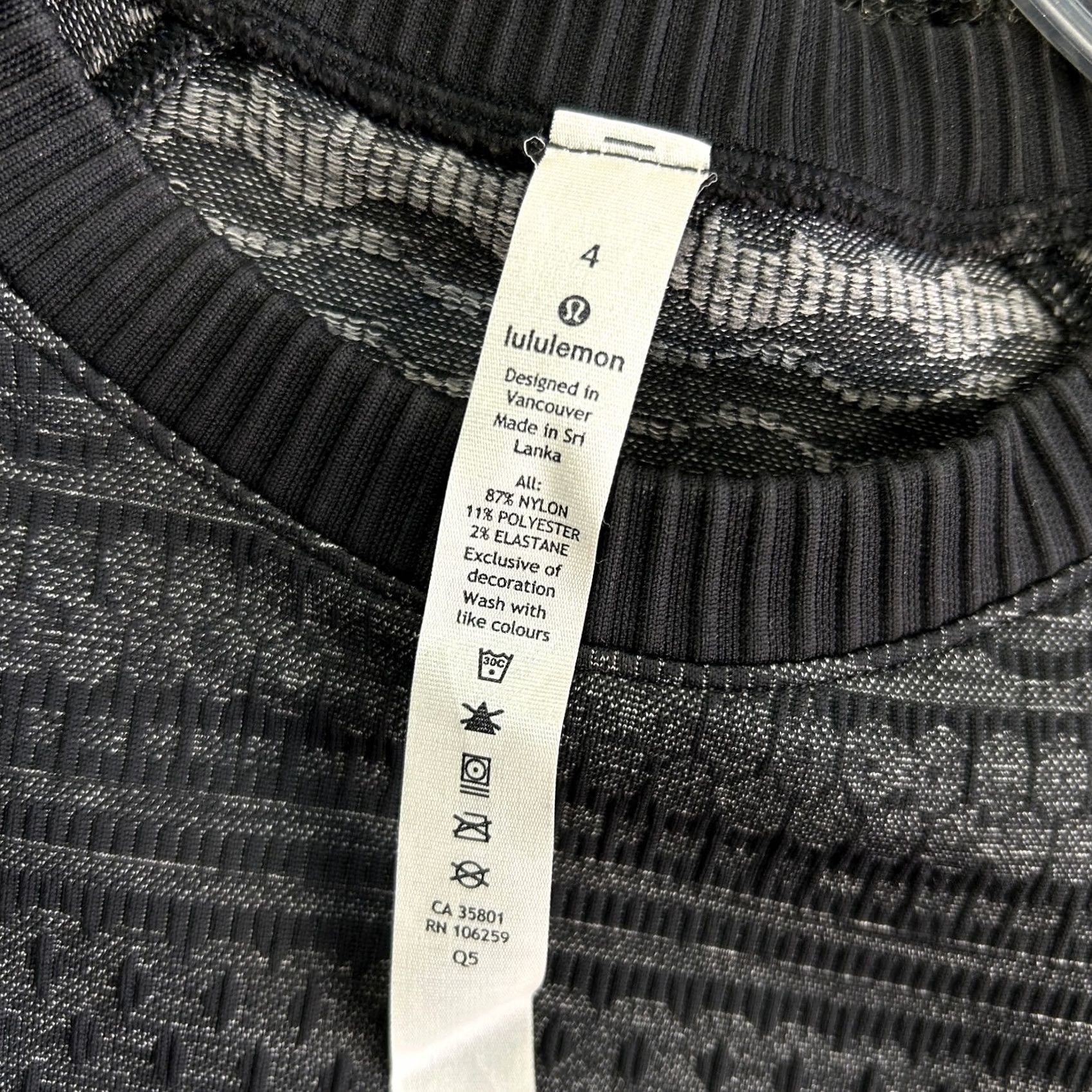 Lululemon Lululemon Top Womens 4 Gray Rest Less Pullover Size Thumbholes Crewneck Athleisure Size S / US 4 / IT 40 - 4 Thumbnail