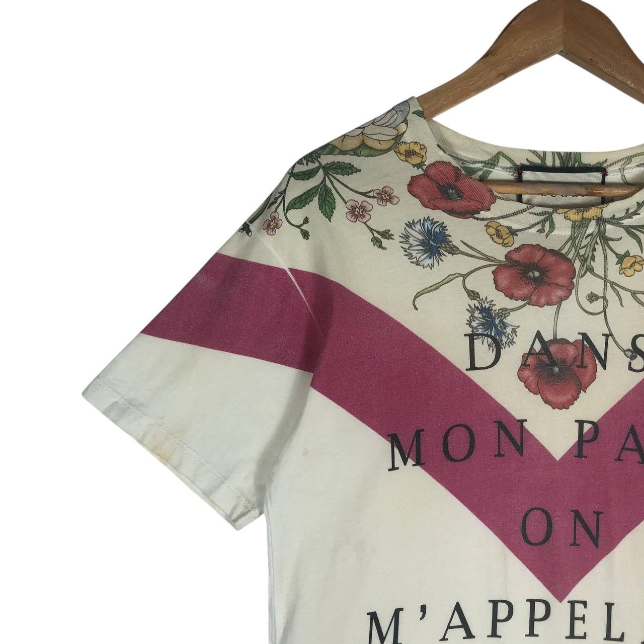 Gucci Gucci Dan's Mon Pays On M' Appelait L'Amour T-Shirt Size S / US 4 / IT 40 - 3 Thumbnail