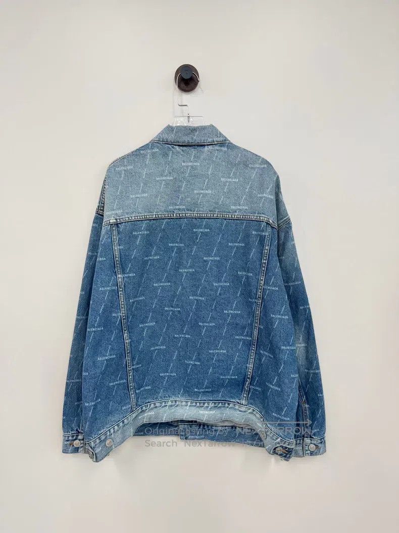 Balenciaga Balenciaga Blue Logo Printed Denim Jacket Size XS / US 0-2 / IT 36-38 - 2 Thumbnail