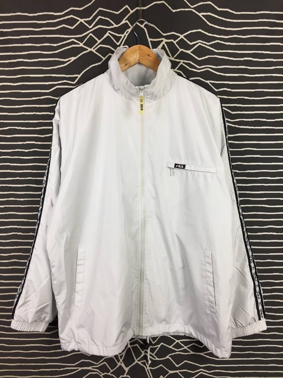 Fila Vtg FILA Biella Italia Side Tape Windbreaker Jacket Size US L / EU 52-54 / 3 - 5 Thumbnail