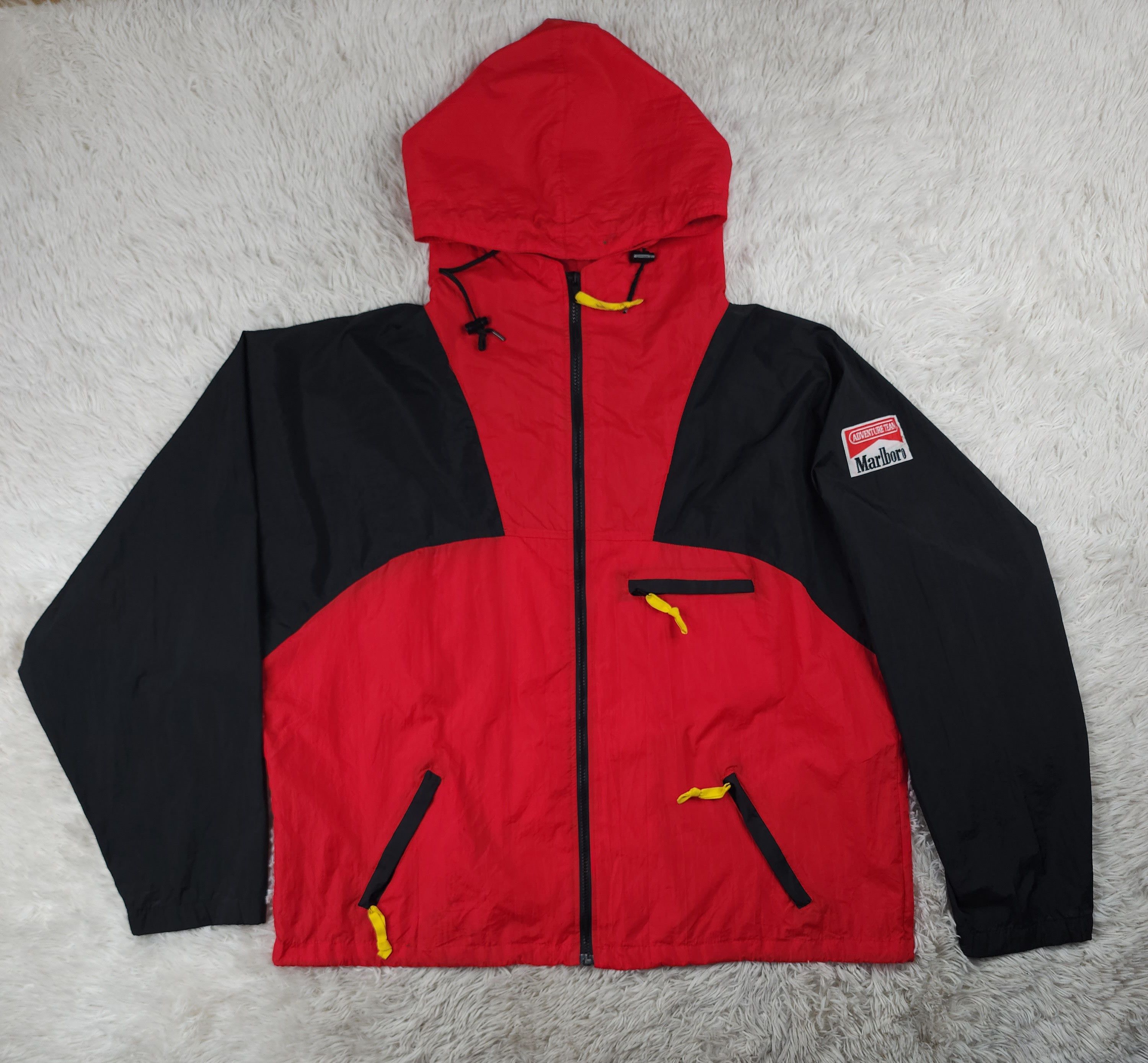 Marlboro Vintage Marlboro hoodied windbreaker jacket Size US XL / EU 56 / 4 - 1 Thumbnail