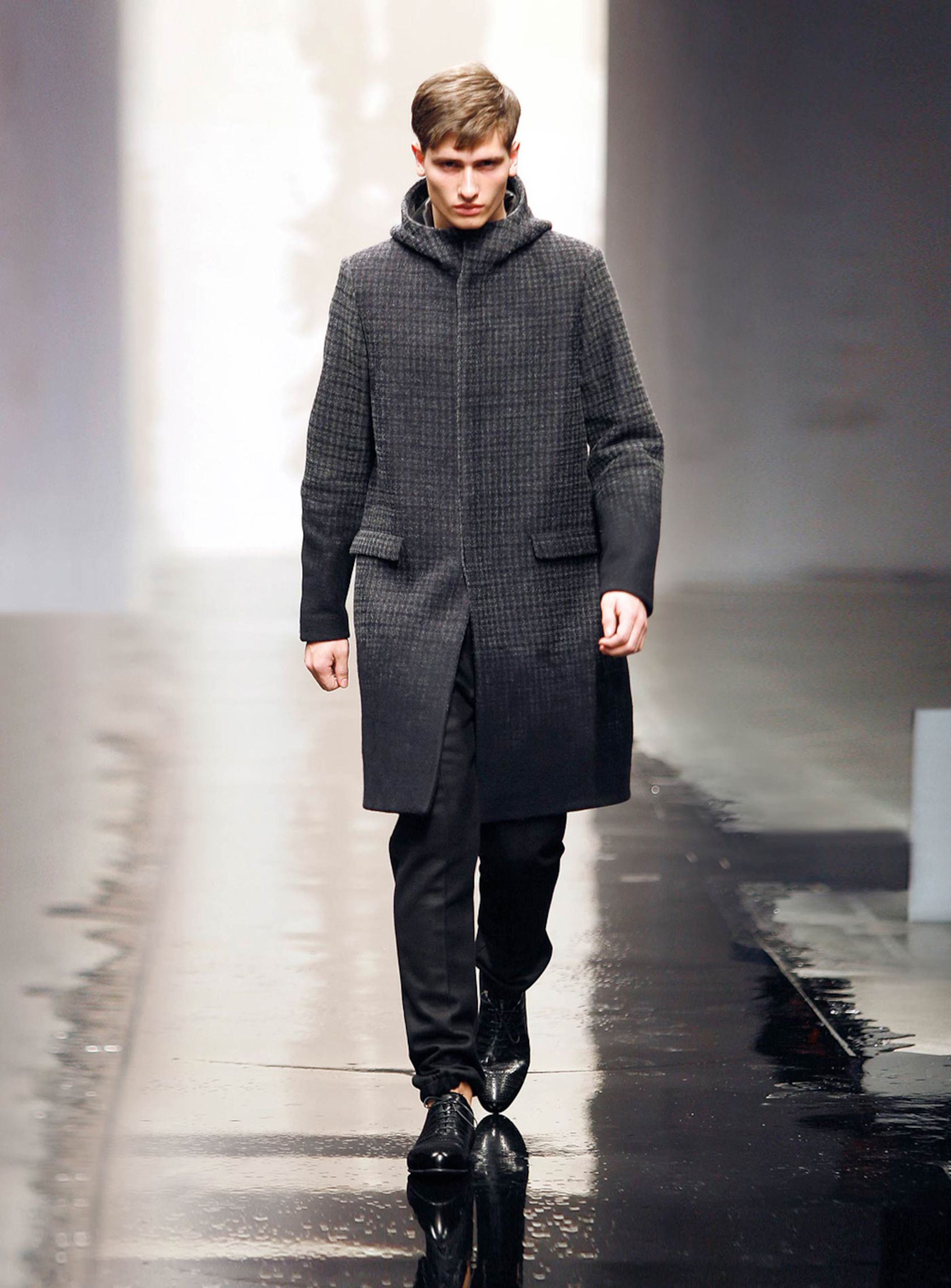 Prada A/W 2007 RUNWAY TUFTED WOOL CHECKED COAT Size US L / EU 52-54 / 3 - 1 Thumbnail