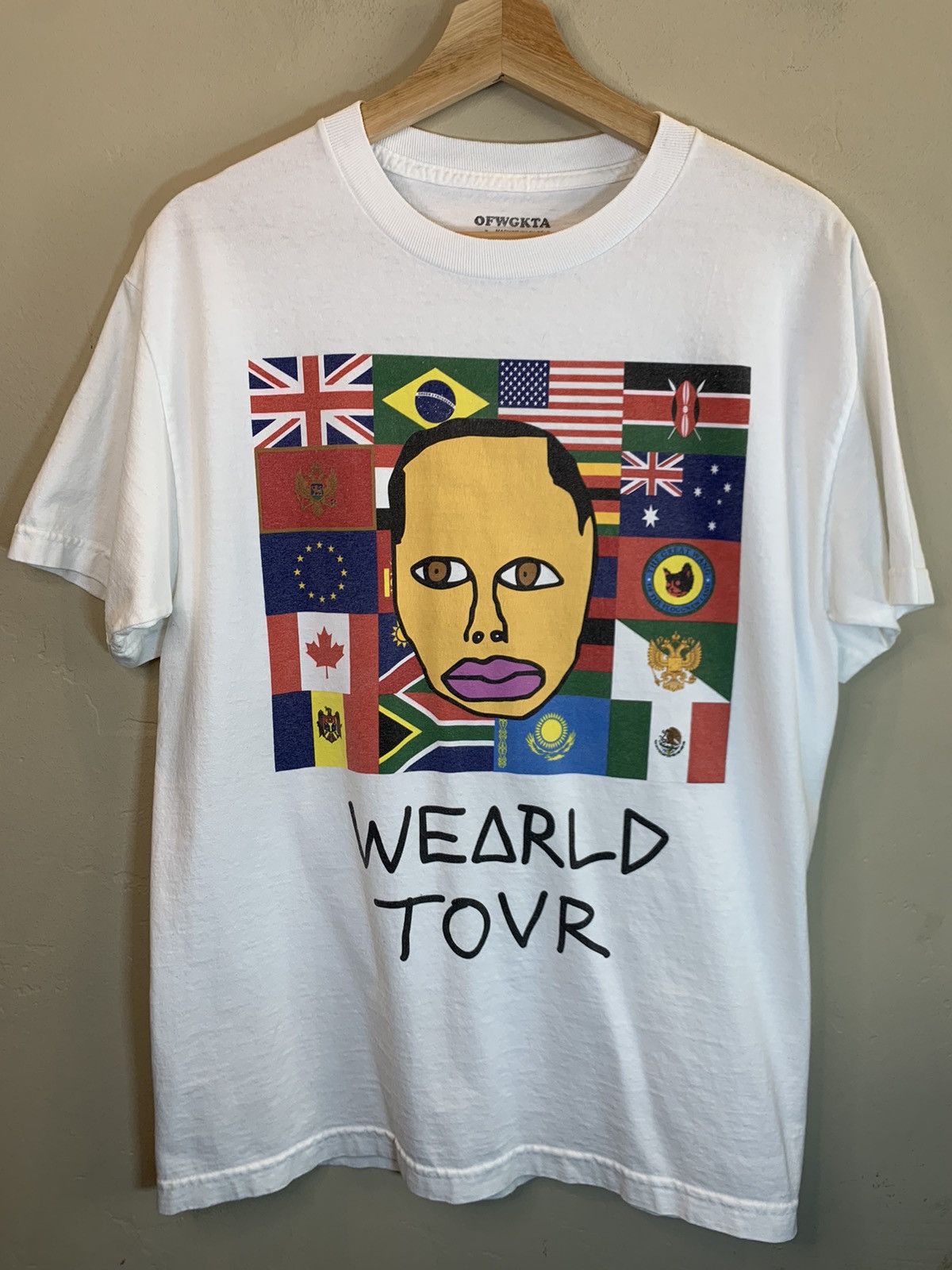 Golf Wang × Tyler The Creator × Vintage *RARE* OFWGKTA Golf Wang Wearld Tour Earl Tyler Rap T-Shirt Size US M / EU 48-50 / 2 - 1 Thumbnail