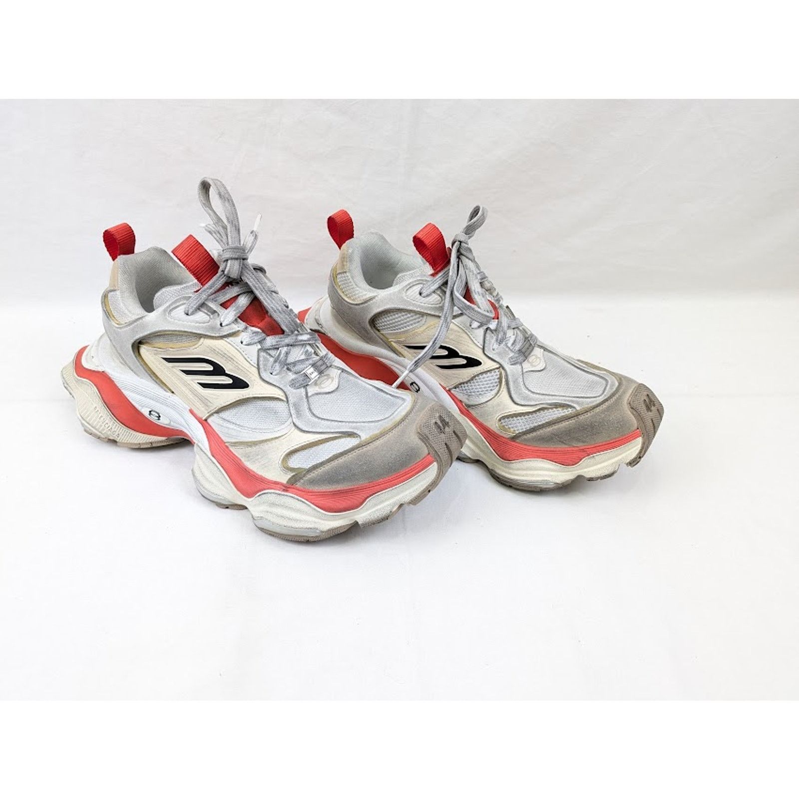 Balenciaga o1rshd1 Cargo Suede Low-Top Sneakers in Beige/Grey/Red Size US 10 / EU 43 - 10 Thumbnail