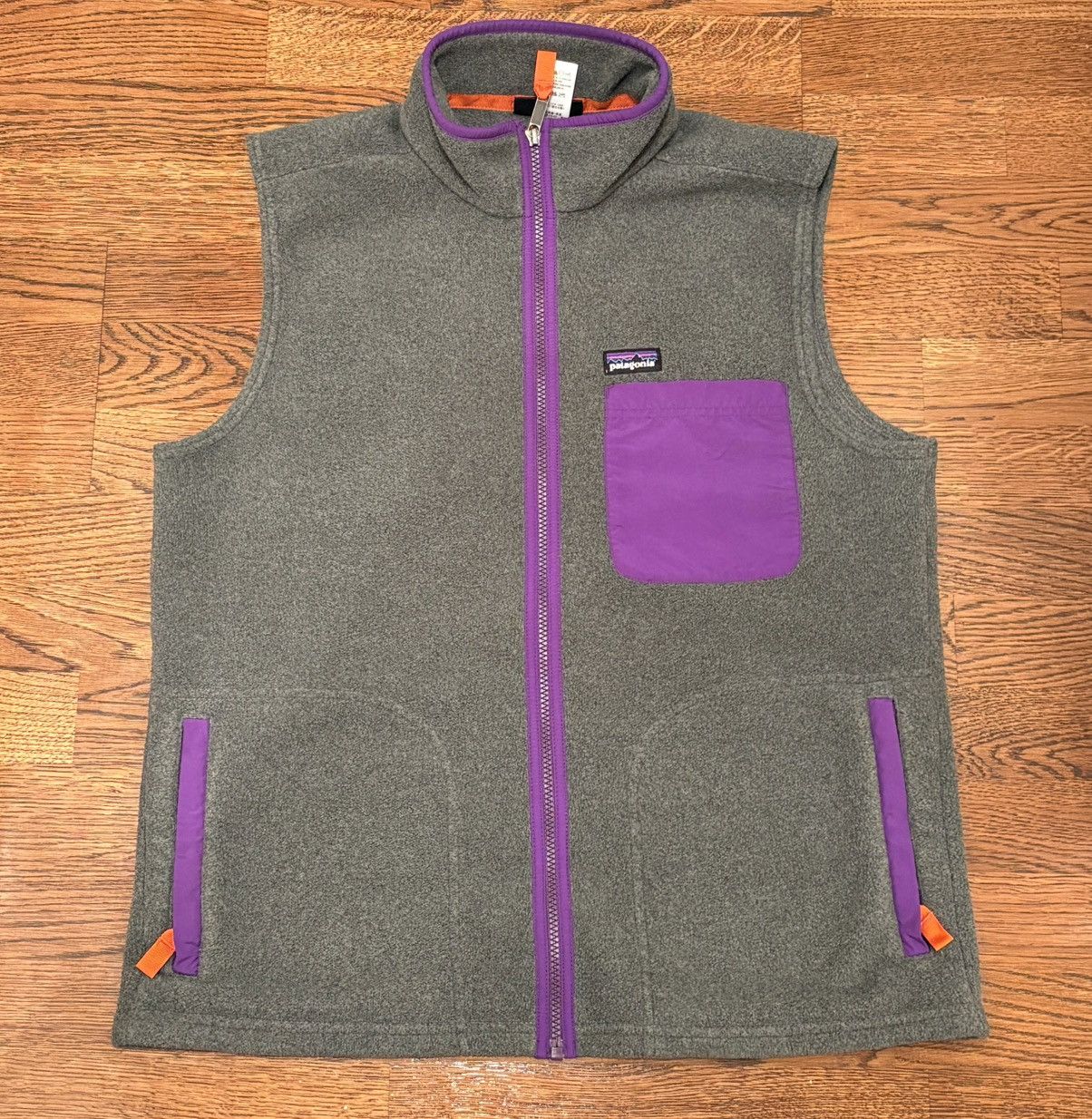 Patagonia Vest in Gray with Purple Accents Size US M / EU 48-50 / 2 - 1 Thumbnail