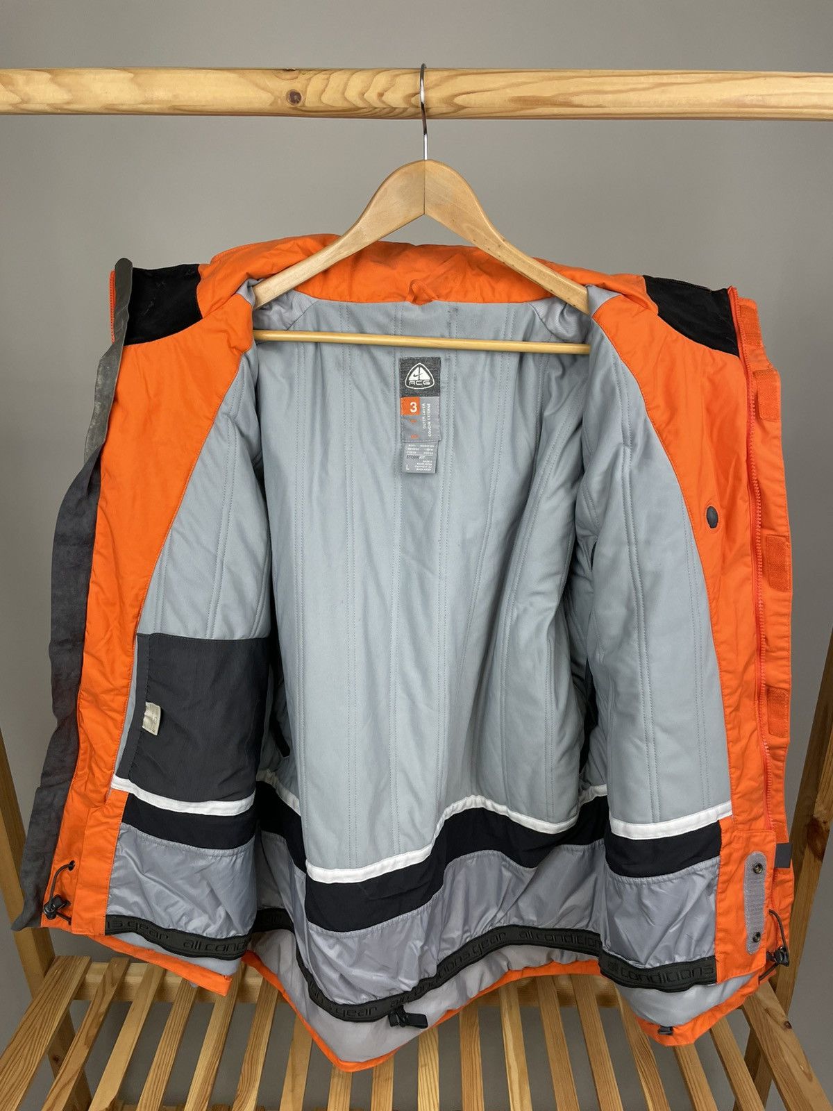 Nike ACG Nike acg vintage ski jacket size L Size US L / EU 52-54 / 3 - 7 Thumbnail