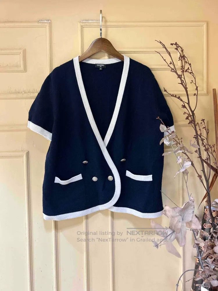 Chanel Chanel Blue and white two-pocket short-sleeved cardigan co Size M / US 6-8 / IT 42-44 - 1 Thumbnail