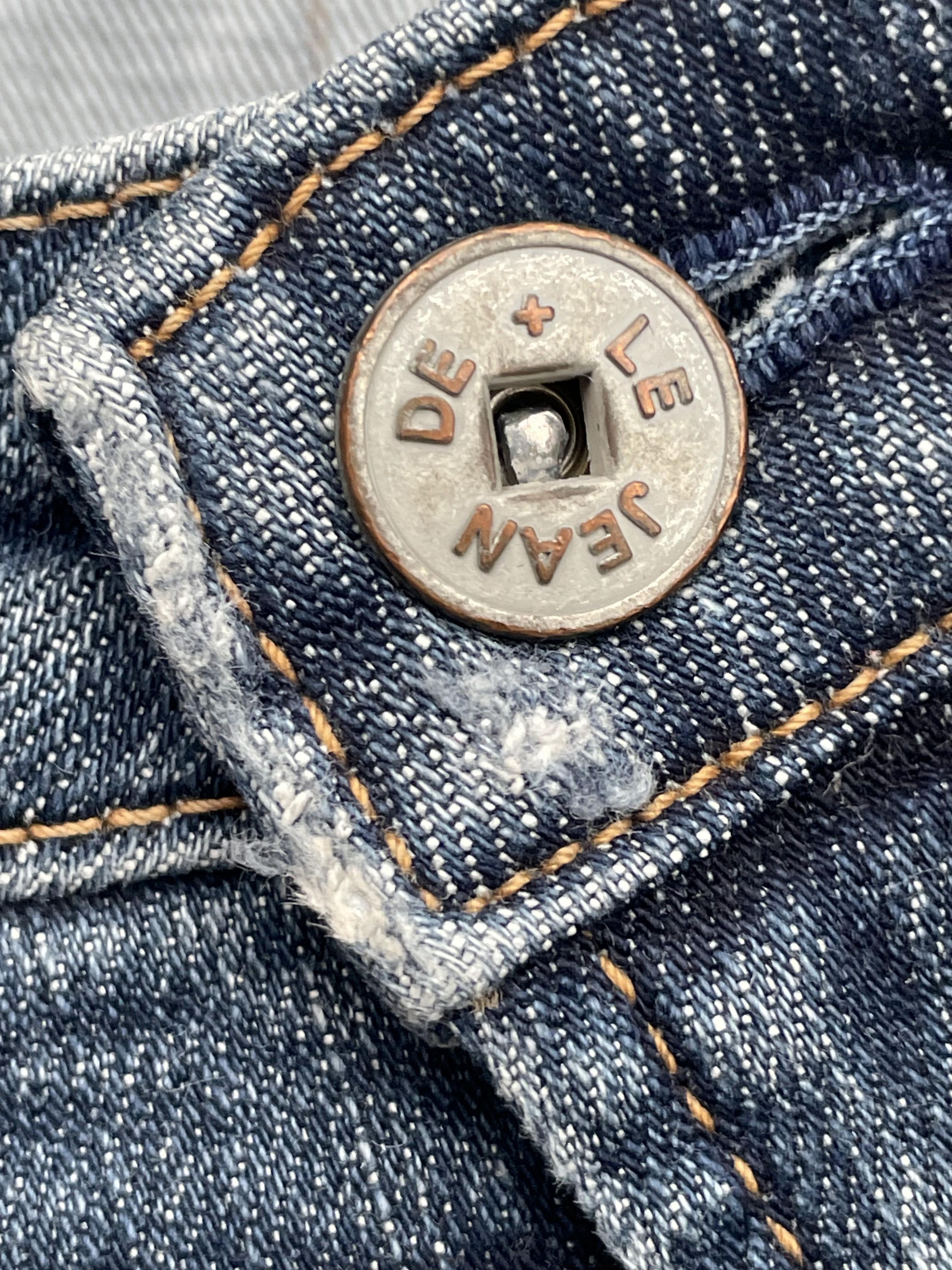 Marithe + Francois Girbaud Vintage Marithe Francois Girbaud Le Jean Denim Skirt Size 26" / US 2 / IT 38 - 8 Thumbnail