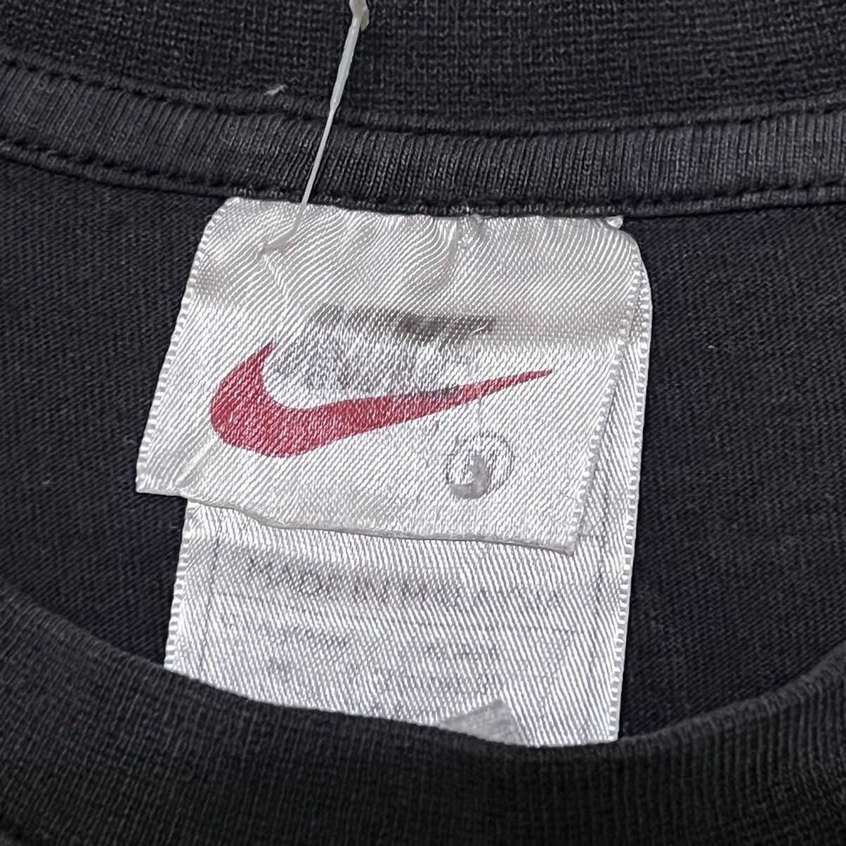 Nike Vintage Nike Cortez Shoes T Shirt Size US M / EU 48-50 / 2 - 5 Thumbnail