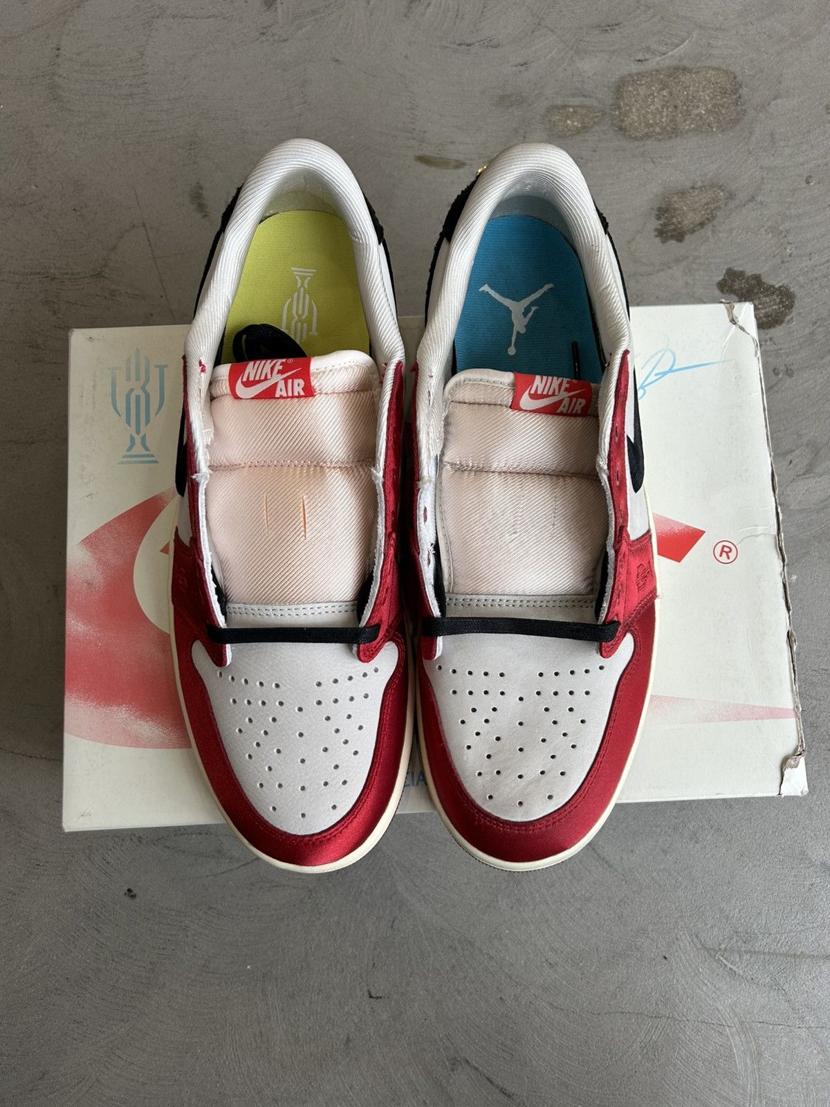 Jordan Brand Trophy Room x Jordan 1 Retro Low OG Size US 11.5 / EU 44-45 - 3 Thumbnail