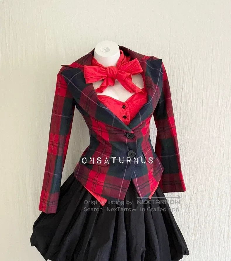 Vivienne Westwood Vivienne Westwood Red and green Christmas plaid suit Size XS / US 0-2 / IT 36-38 - 1 Thumbnail