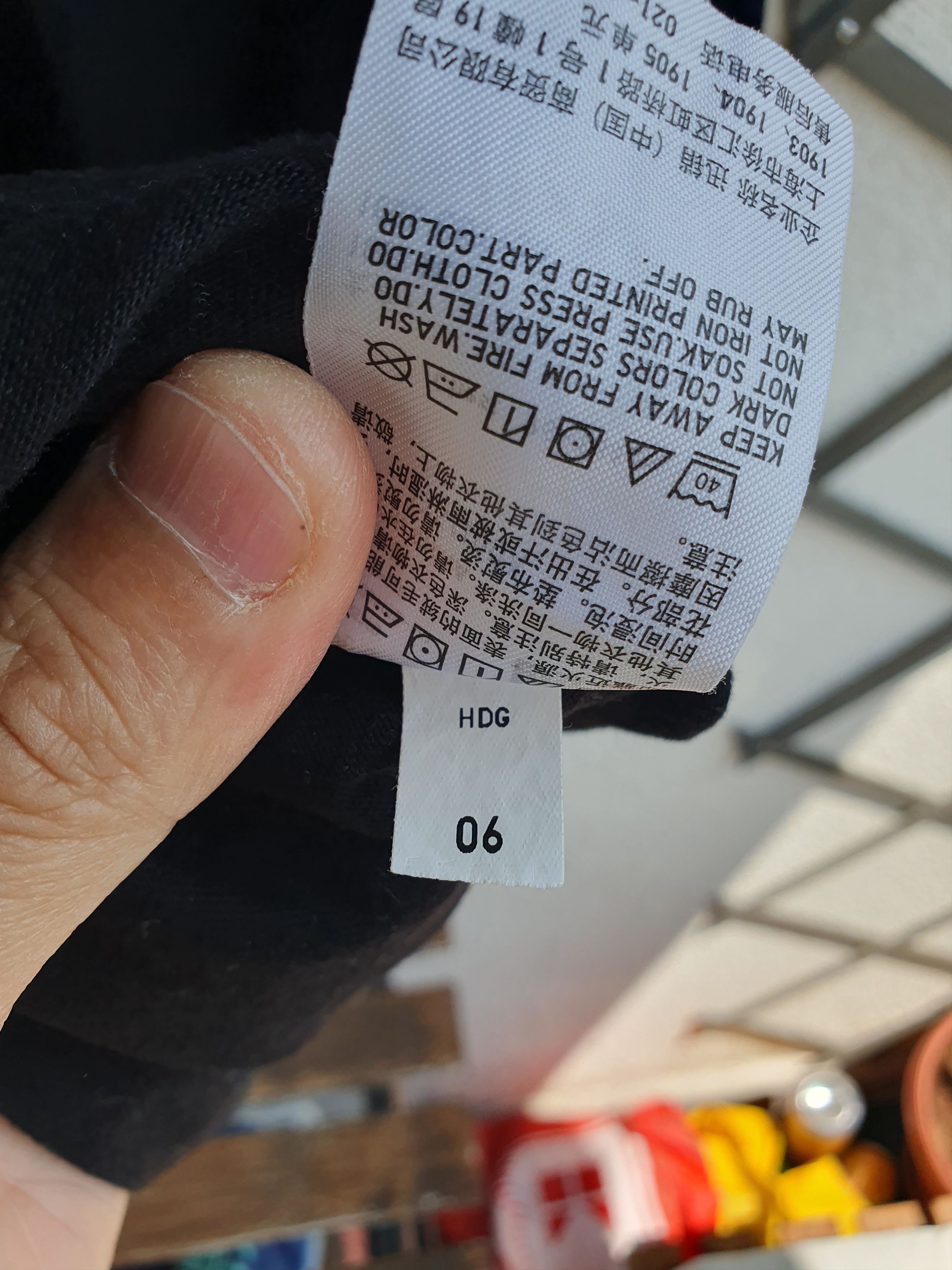 Pokemon × Uniqlo Uniqlo UTGP T-shirt Pikachu Charizard Pokemon GP 2019 L Size US L / EU 52-54 / 3 - 7 Thumbnail