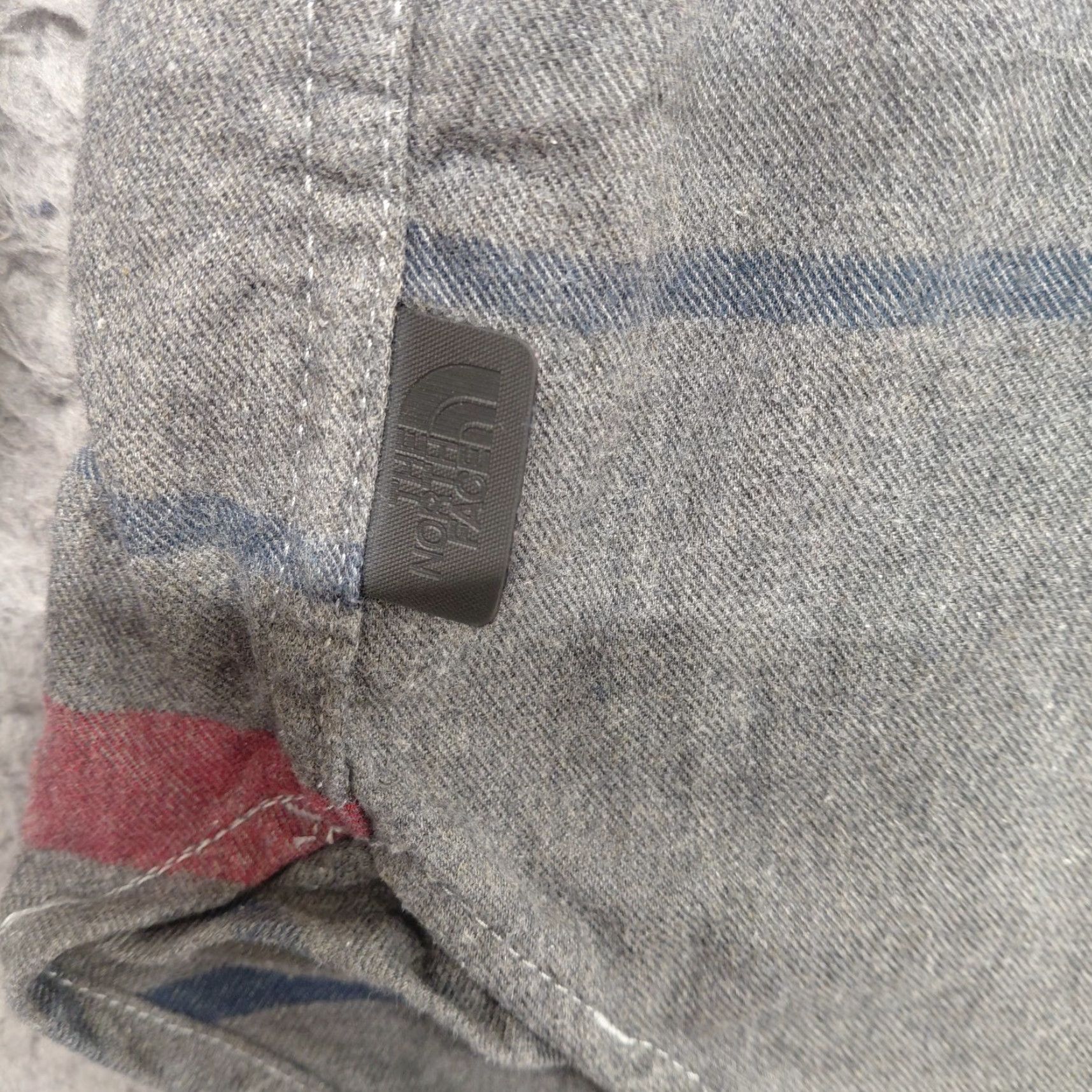 The North Face The North Face Mens Medium Gray Striped Approach Long Sleeve Flannel Shirt Button-Up Pockets Embroidered Mens Size US M / EU 48-50 / 2 - 3 Thumbnail