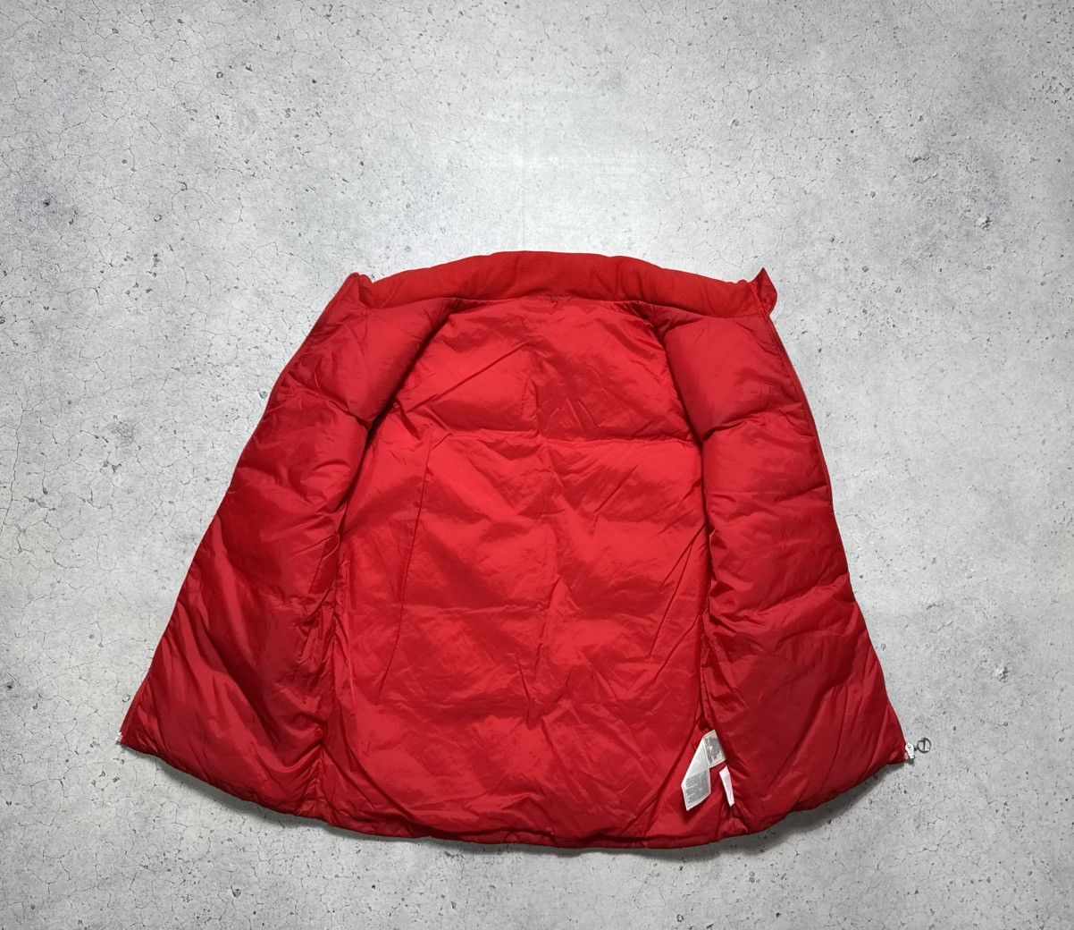 Nike Nike Vintage Down Puffer Vest Swoosh Drill Y2K Red Size US S / EU 44-46 / 1 - 7 Thumbnail