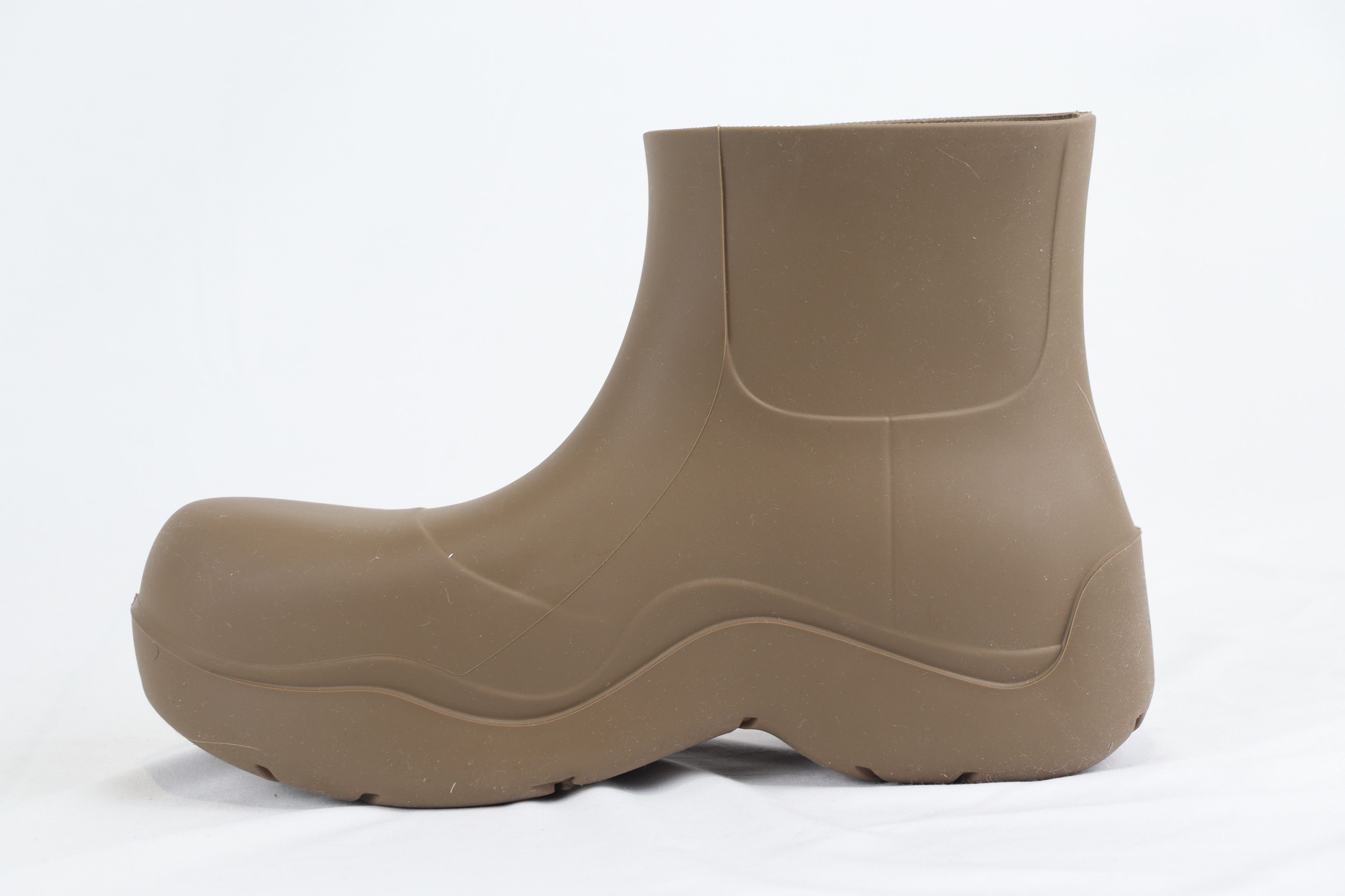 Bottega Veneta o1rshd1 Q:7 / Puddle Ankle Boot Matt Rubber Jute Brown Size US 10 / EU 43 - 2 Thumbnail