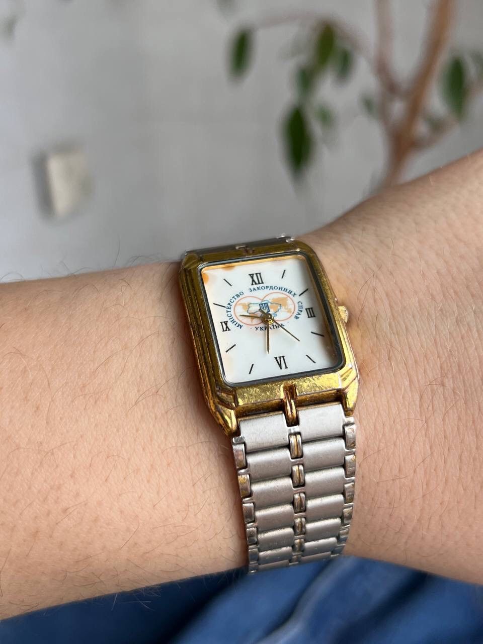 Japanese Brand × Vintage Vintage Japanese style futuristic Watch Rivol y2k tank watch Size ONE SIZE - 3 Thumbnail