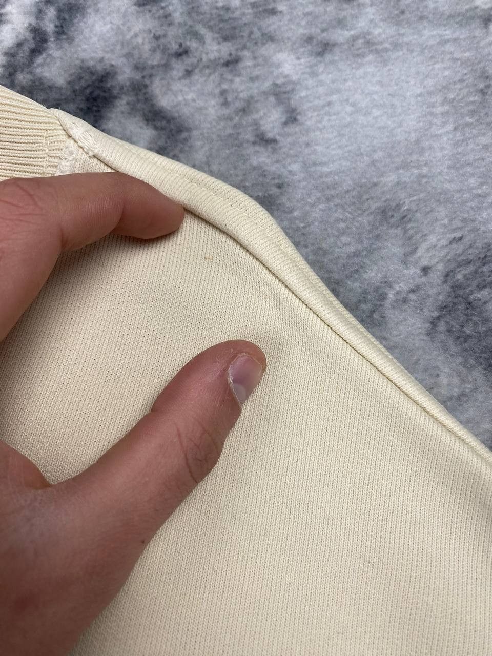 Yeezy Adidas Yeezy Season 5 Calabasas Sweatshirt Distrissed Size US M / EU 48-50 / 2 - 11 Thumbnail