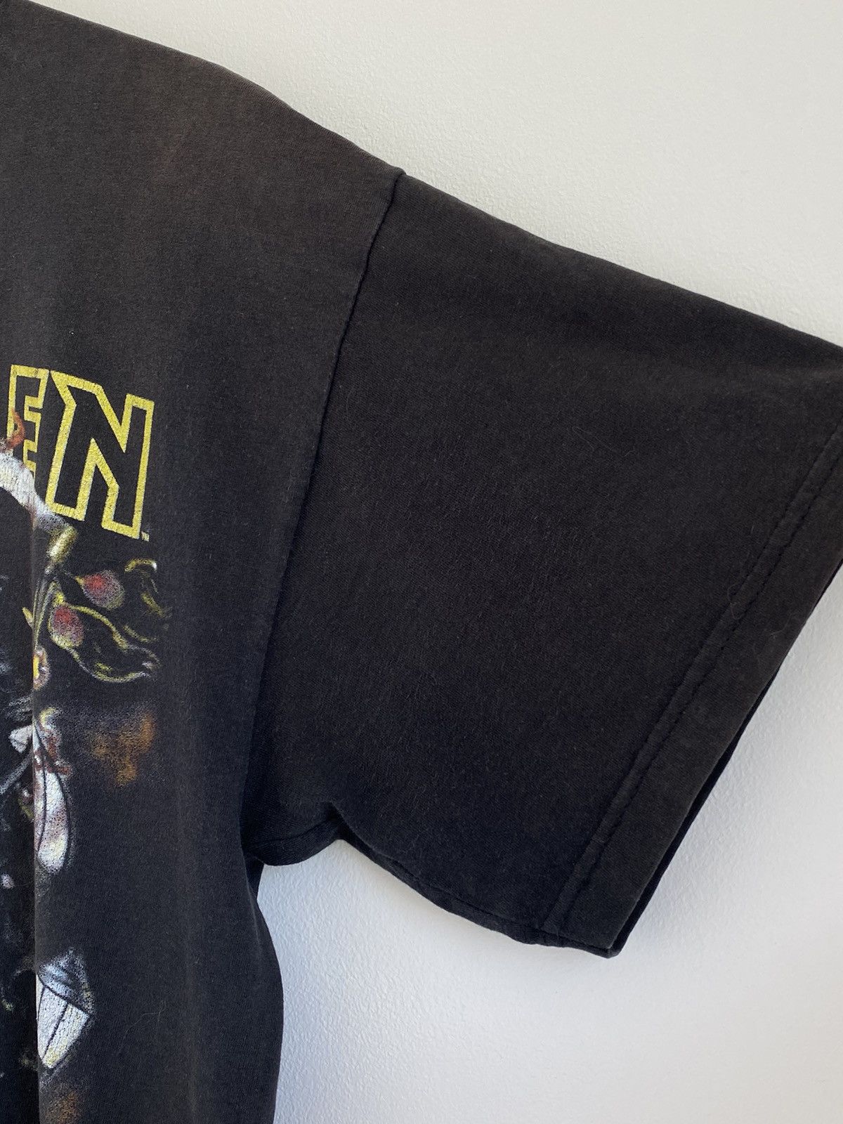 Vintage 2005 Iron Maiden Death on the road vintage band t-shirt Size US L / EU 52-54 / 3 - 9 Thumbnail