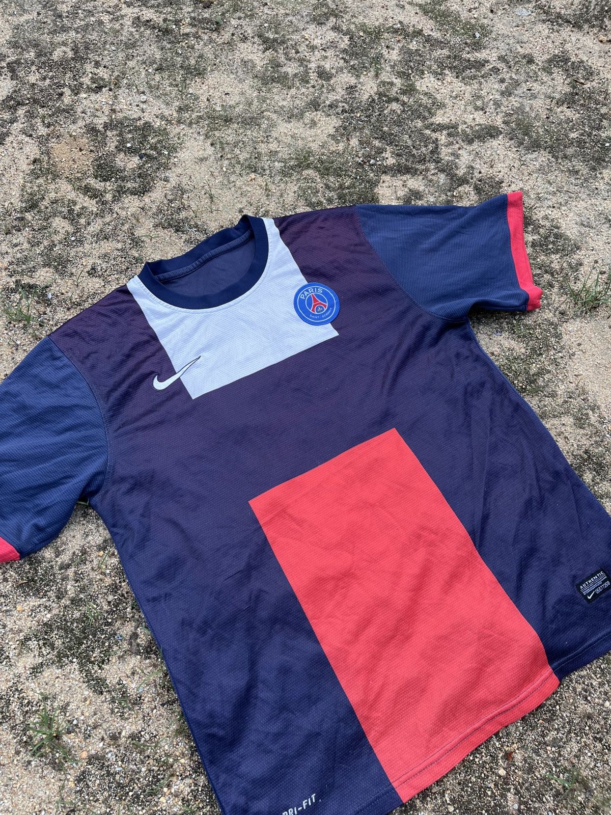 Vintage Vintage PSG FC Size US L / EU 52-54 / 3 - 6 Thumbnail