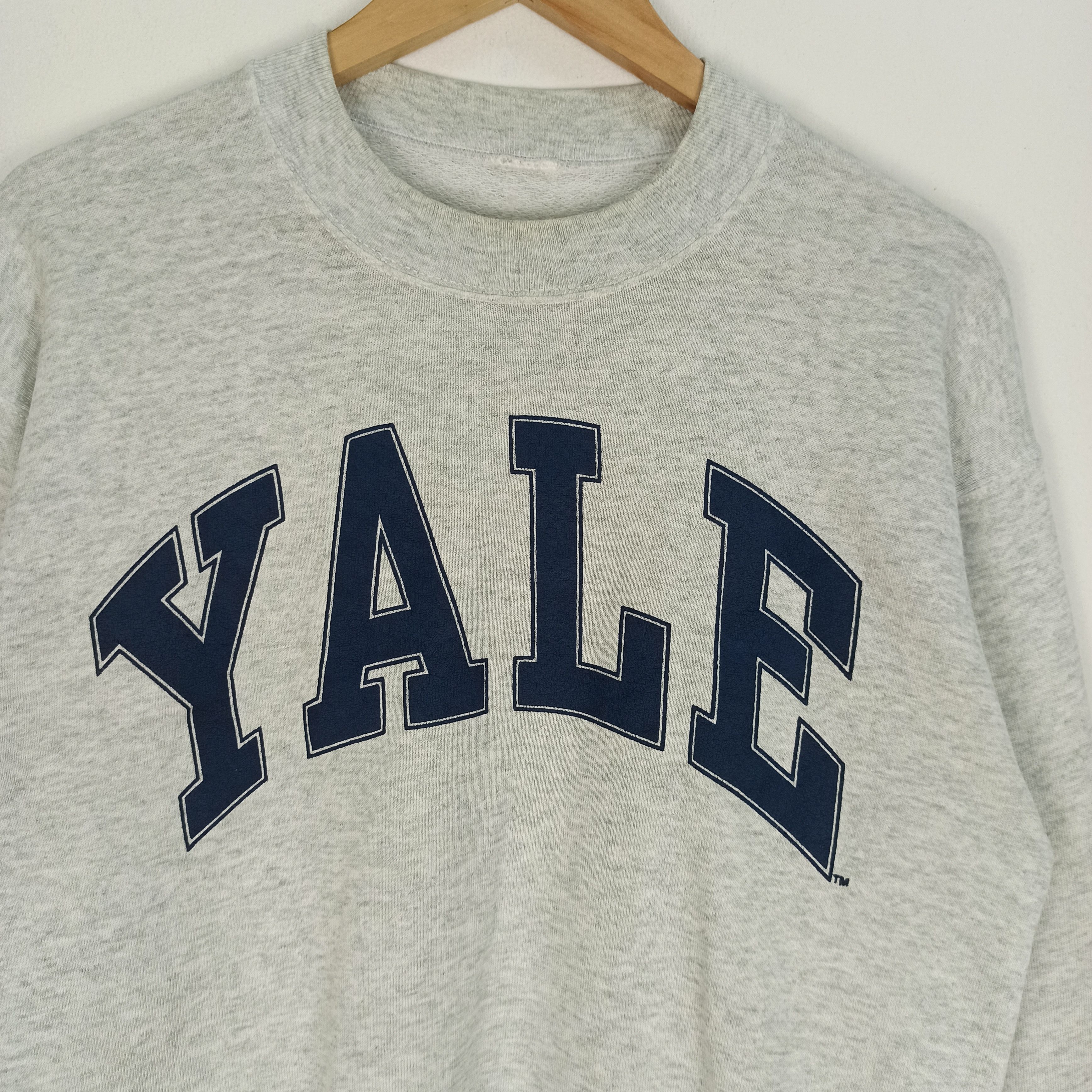 Vintage Vintage YALE University Big Logo Sweatshirt Size US M / EU 48-50 / 2 - 2 Thumbnail