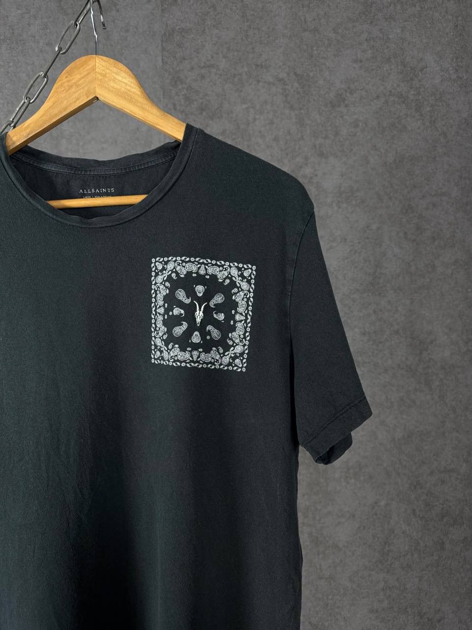 Allsaints Allsaints designer logo tee Size US L / EU 52-54 / 3 - 2 Thumbnail