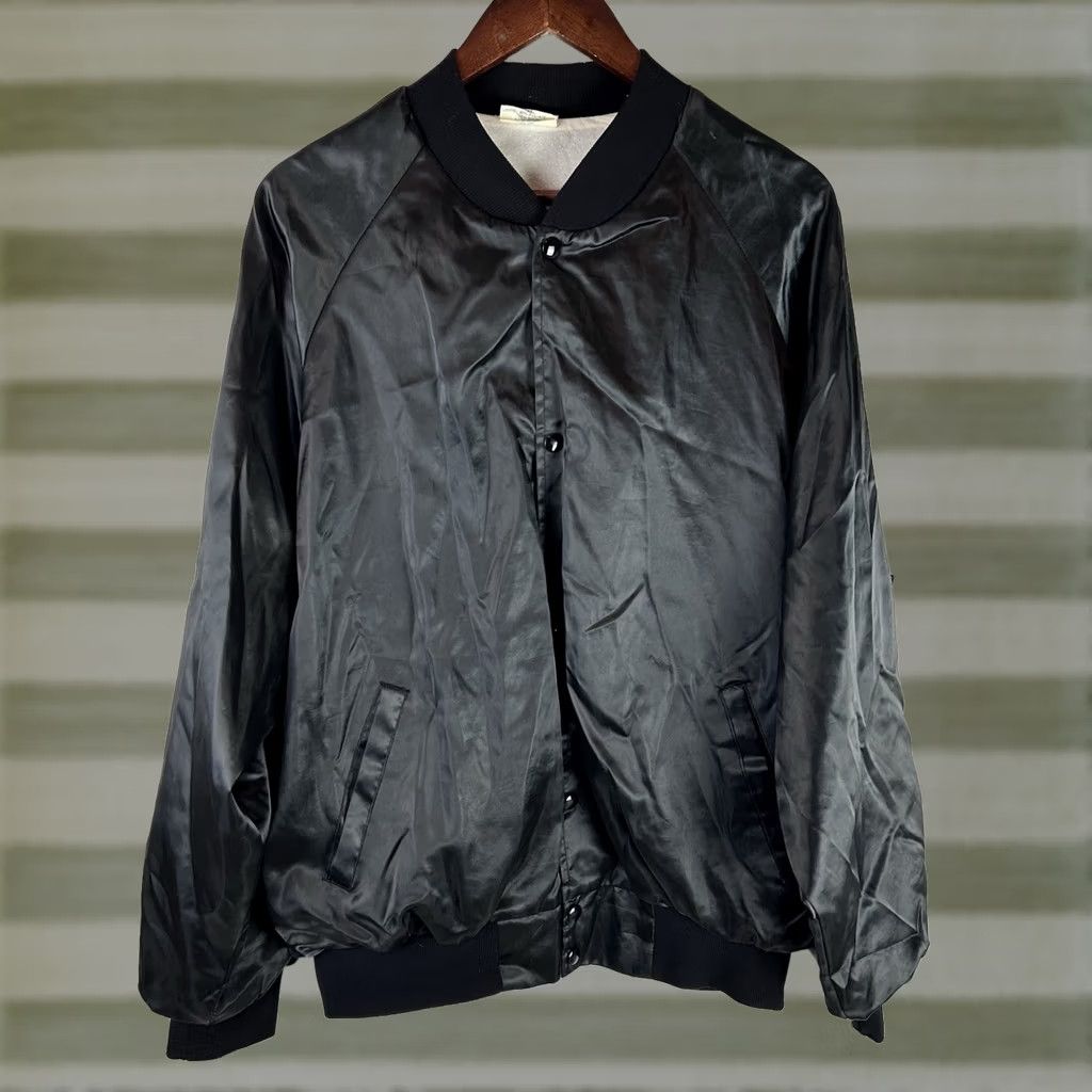 Osprey VINTAGE Westark Bomber Jacket Men’s 2XL Black Satin Nylon Snap Lining 85% Acetate 15% Nylon Military USA 80s 90s Osprey Tiltrotor Aircraft Mens Jacket Size US XXL / EU 58 / 5 - 1 Thumbnail