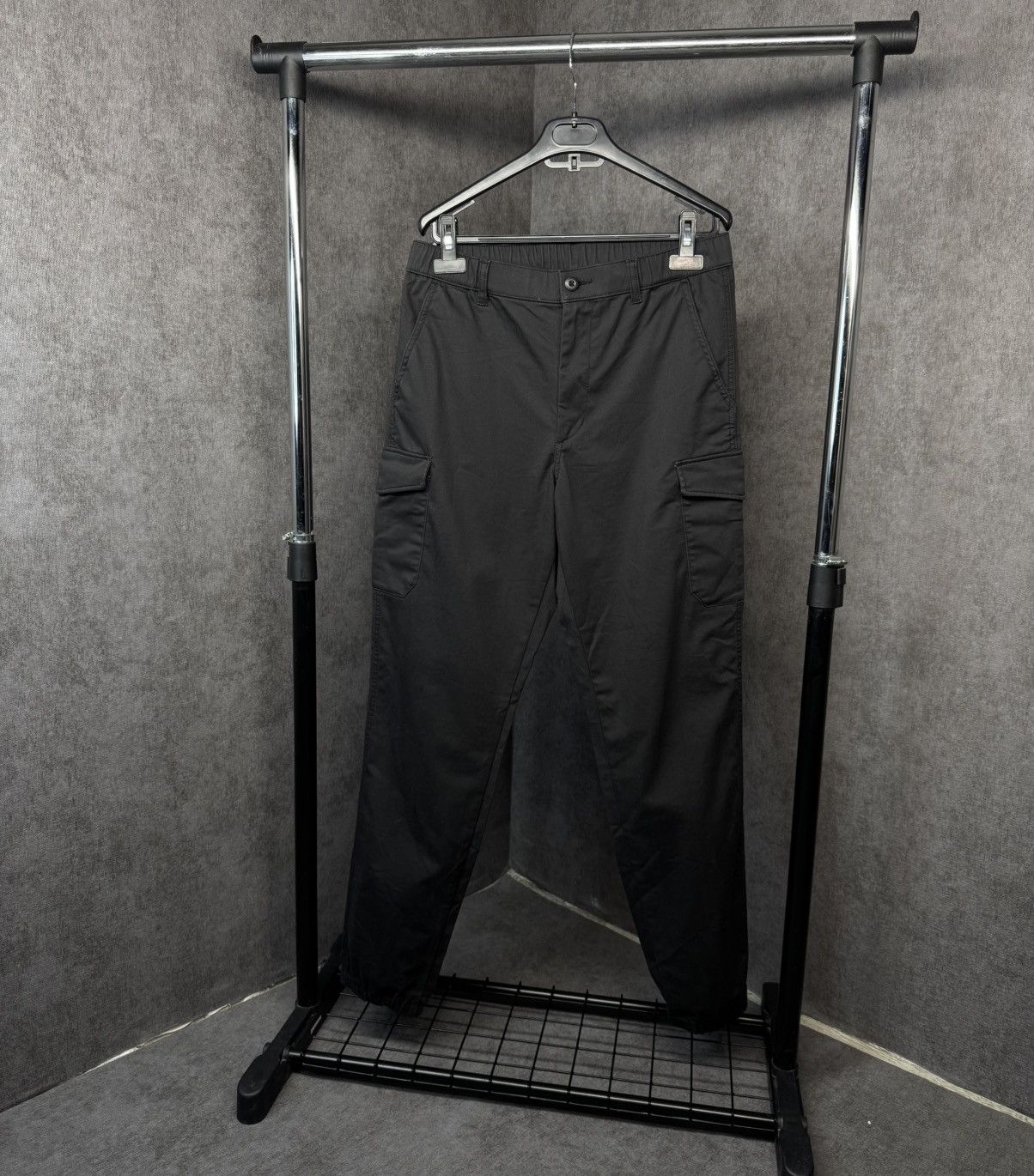 Japanese Brand × Uniqlo Uniqlo Cargo Pants Japanese Size US 32 / EU 48 - 2 Thumbnail