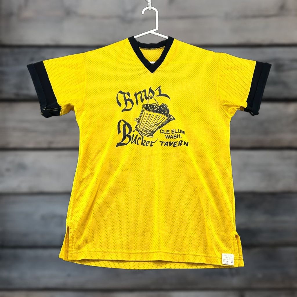 Vintage VINTAGE Powers Jersey T-Shirt Mens L Yellow 70s 90s Graphic Print Jersey Short Sleeve V-Neck Cle Elum Washington Shirt Size US L / EU 52-54 / 3 - 1 Thumbnail