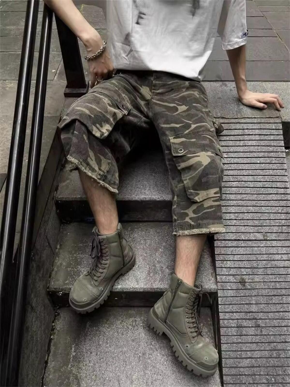 Japanese Brand Camo Cargo Baggy Shorts Pant Size US 31 - 3 Thumbnail