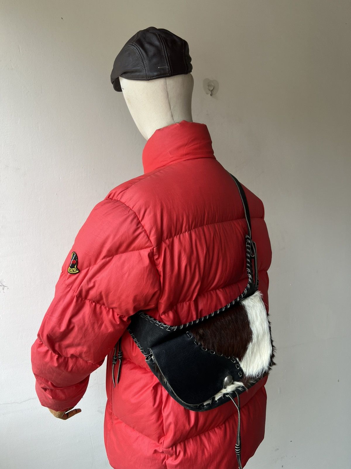 KMRii Vintage Unknown Japan Hybrid Leather Fur Native Chest Bag Size ONE SIZE - 7 Thumbnail