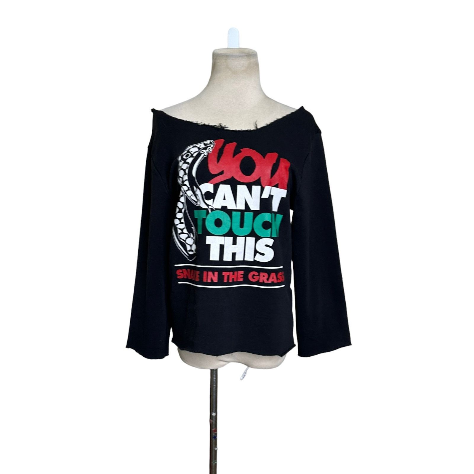 H&M H&M You Can't Touch This Off Shoulder Sweatshirt Top size M Size M / US 6-8 / IT 42-44 - 1 Thumbnail