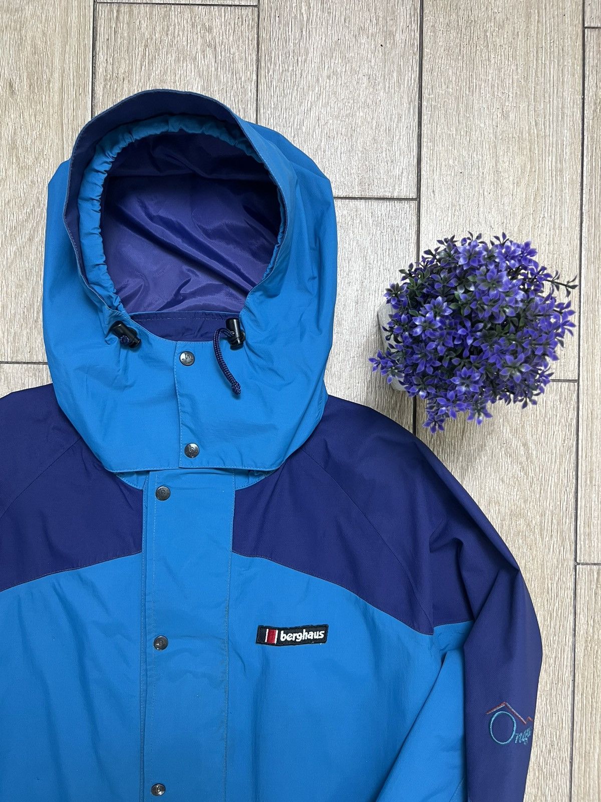 Berghaus × Vintage Vintage Berghaus Jacket Size US M / EU 48-50 / 2 - 2 Thumbnail