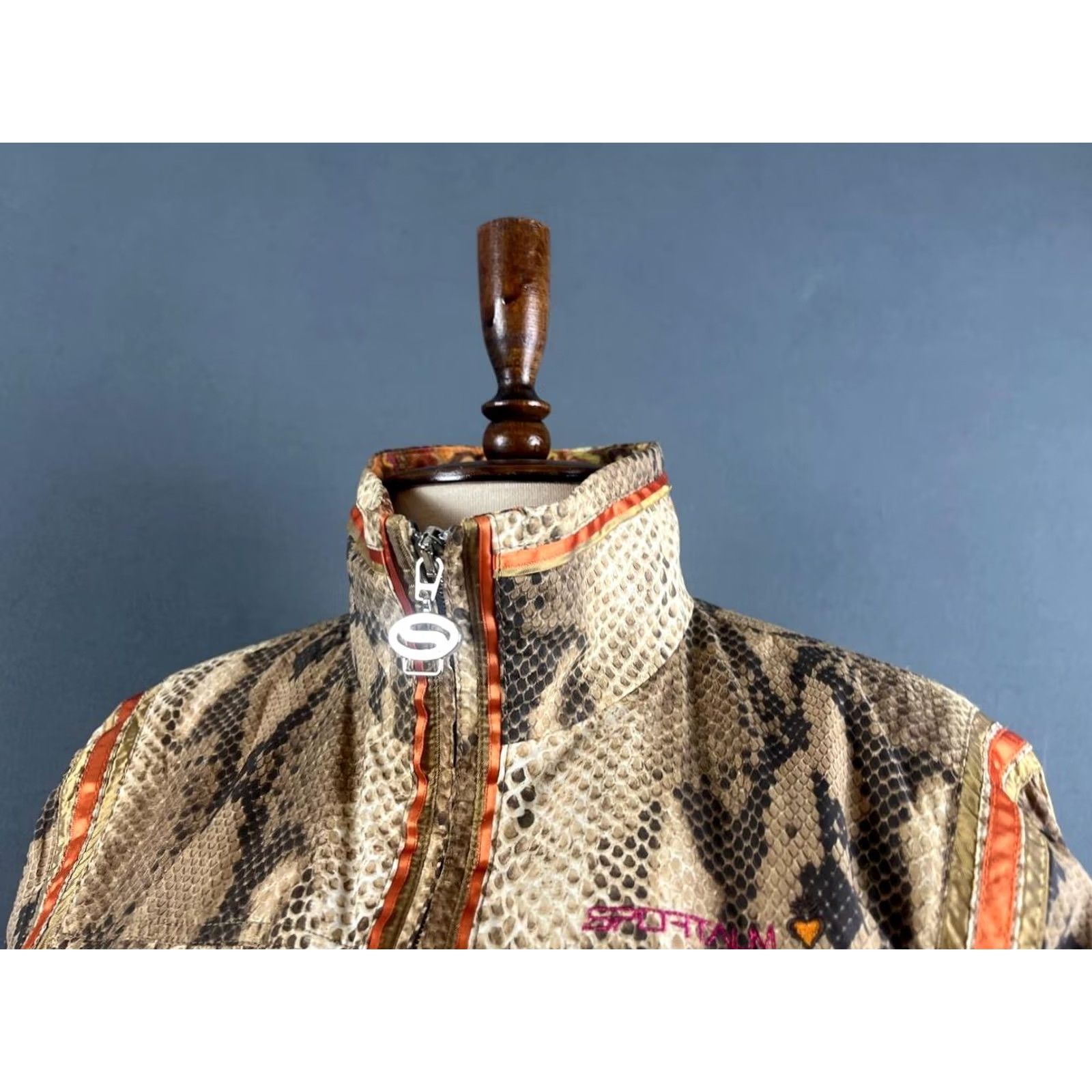 Vintage Sportalm Jacket Women's Size 36 Snakeskin Print Polyamide Long Sleeve Zip Brown Lining Pockets Regular Modern Classic Size XS / US 0-2 / IT 36-38 - 4 Thumbnail