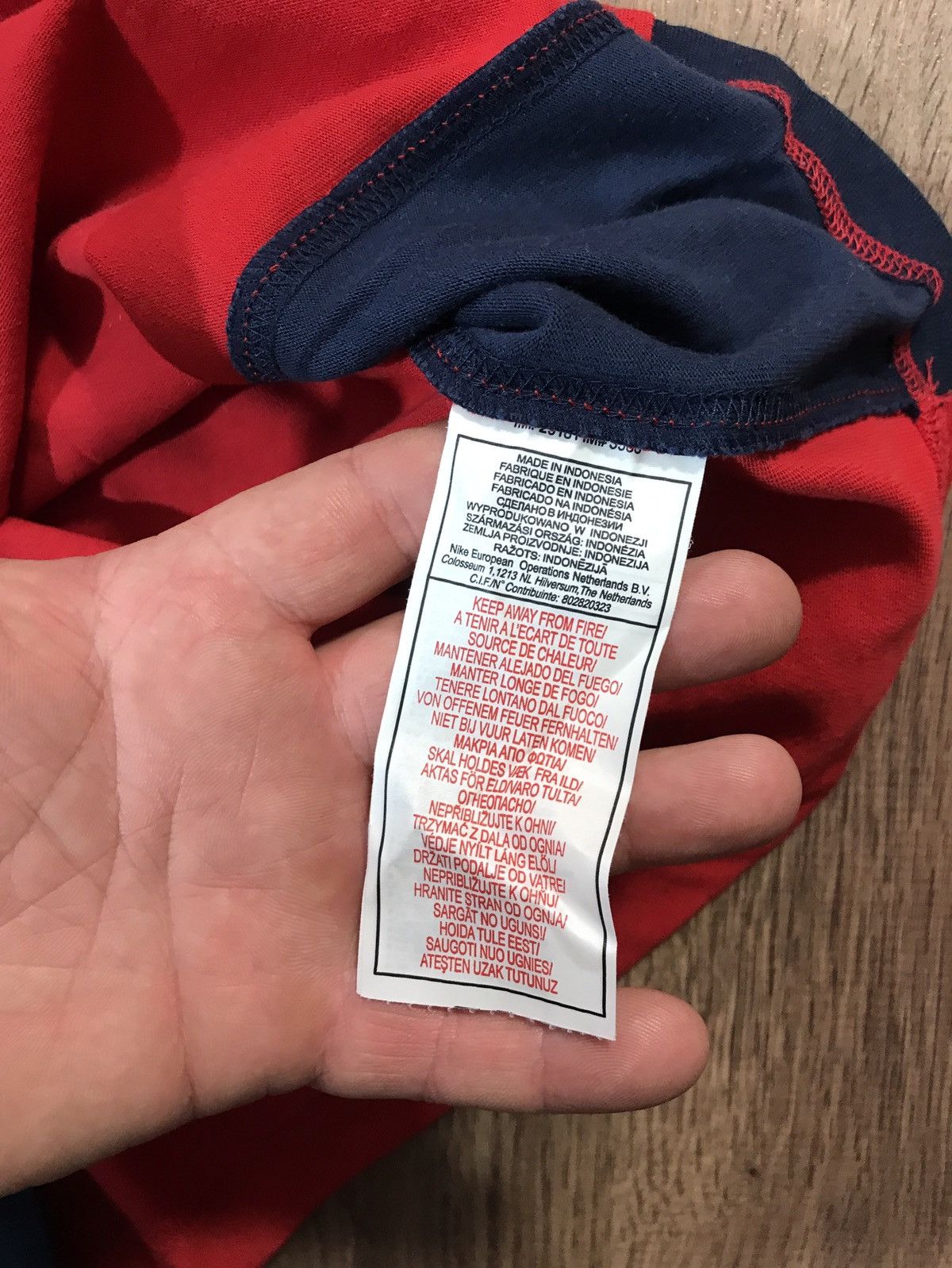 Vintage Vintage Nike rare t shirt size M Size US M / EU 48-50 / 2 - 6 Thumbnail
