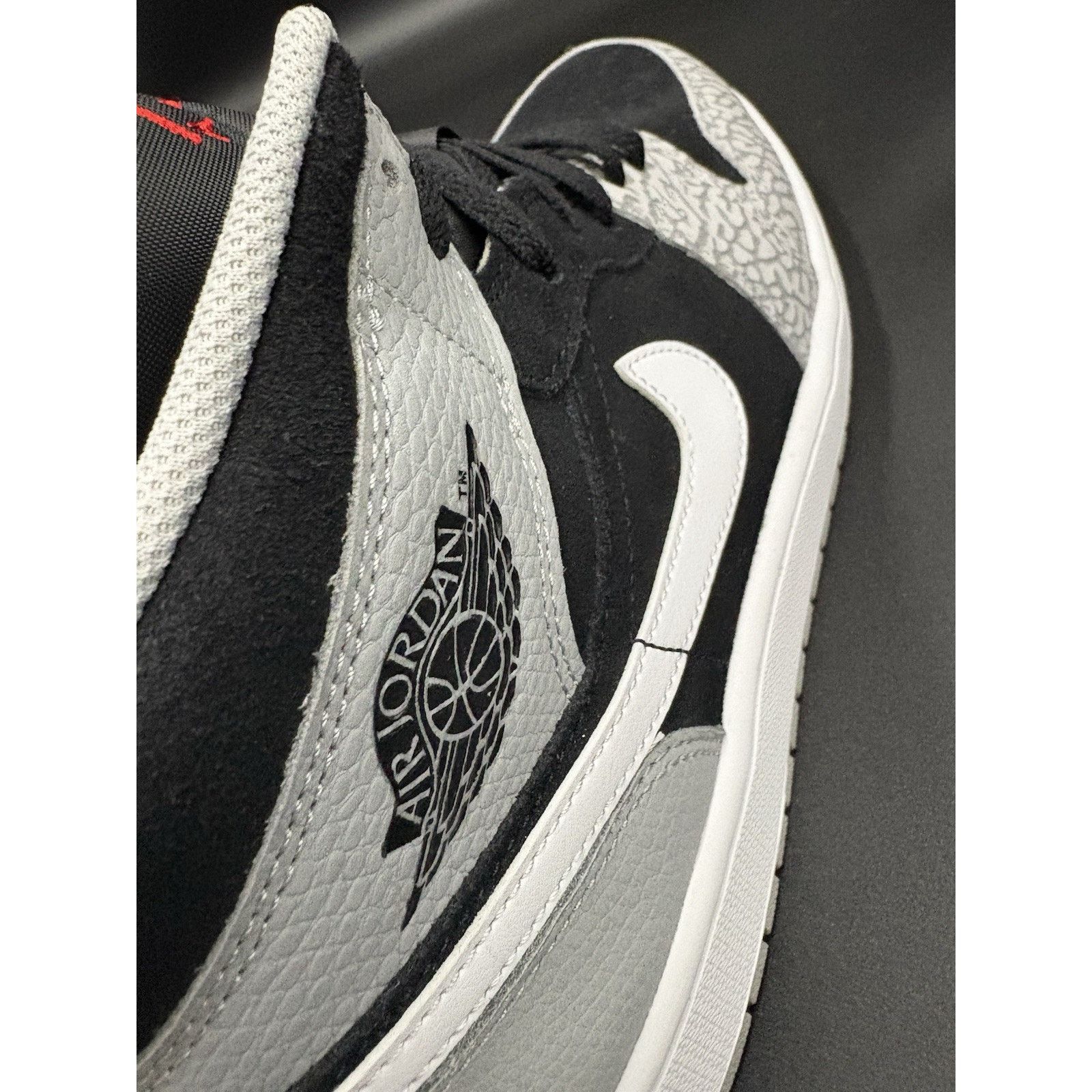 Nike Nike Air Jordan Retro 1 Mid SE Elephant Toe Men's Size 10 Size US 10 / EU 43 - 6 Thumbnail