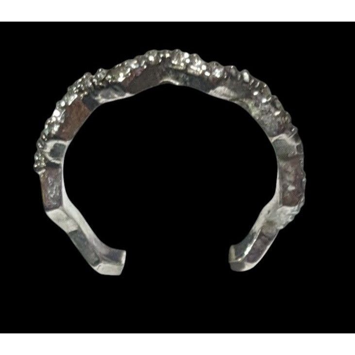 Other Elegant Glam Zigzag Rhinestone Silver Tone Ring Size 6 3/4 Size ONE SIZE - 7 Thumbnail