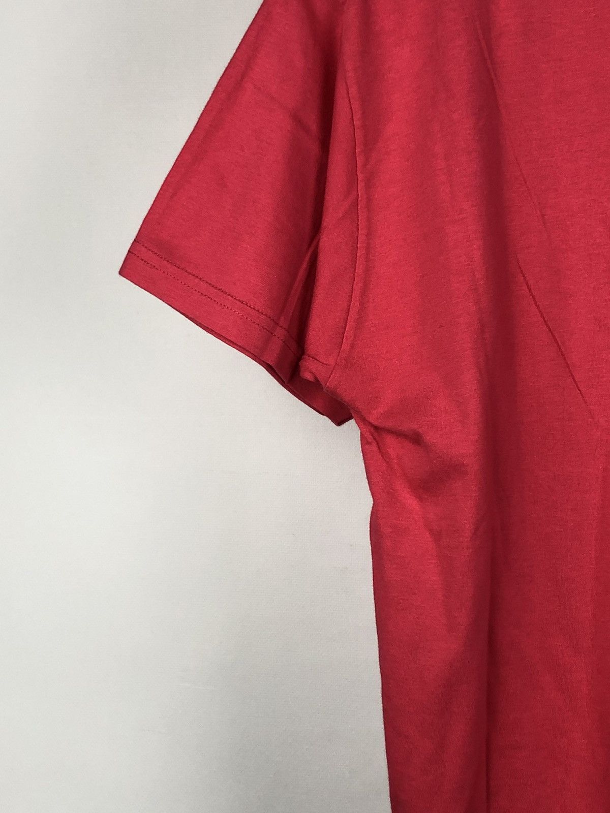 Nike Vintage Nike T Shirt Sports Classic Big Logo 90s Size US S / EU 44-46 / 1 - 6 Thumbnail
