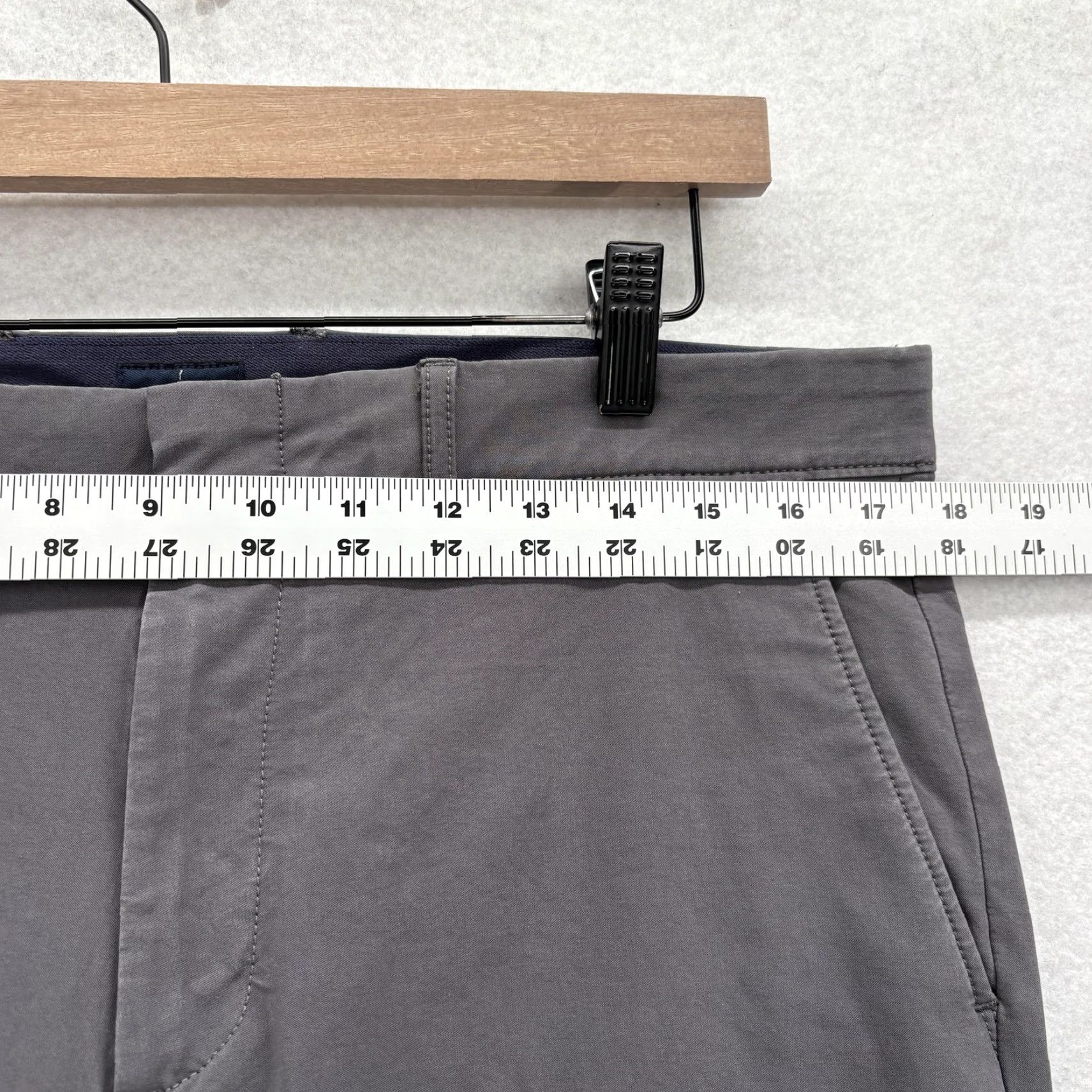 J.Crew J.Crew Tech Pant 770 Chino Pants Mens 34 Gray Stretch Flat Front Zip Pockets Casual Workwear Golf Oarsman Size US 34 / EU 50 - 7 Thumbnail