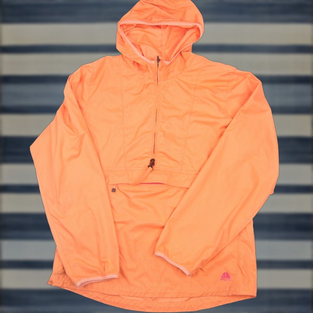 Nike ACG VINTAGE Nike ACG Windbreaker Jacket Womens Medium Orange Packable Jacket Size M / US 6-8 / IT 42-44 - 1 Thumbnail