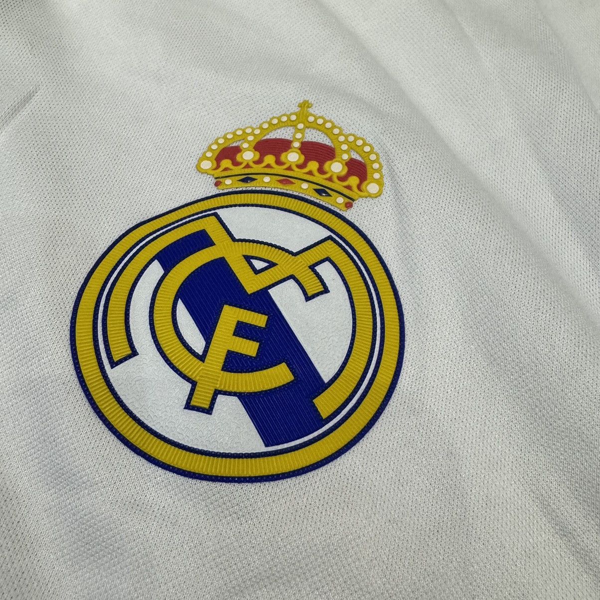 Adidas Real madrid 16/17 player issue home shirt #7 Ronaldo Size US L / EU 52-54 / 3 - 7 Thumbnail