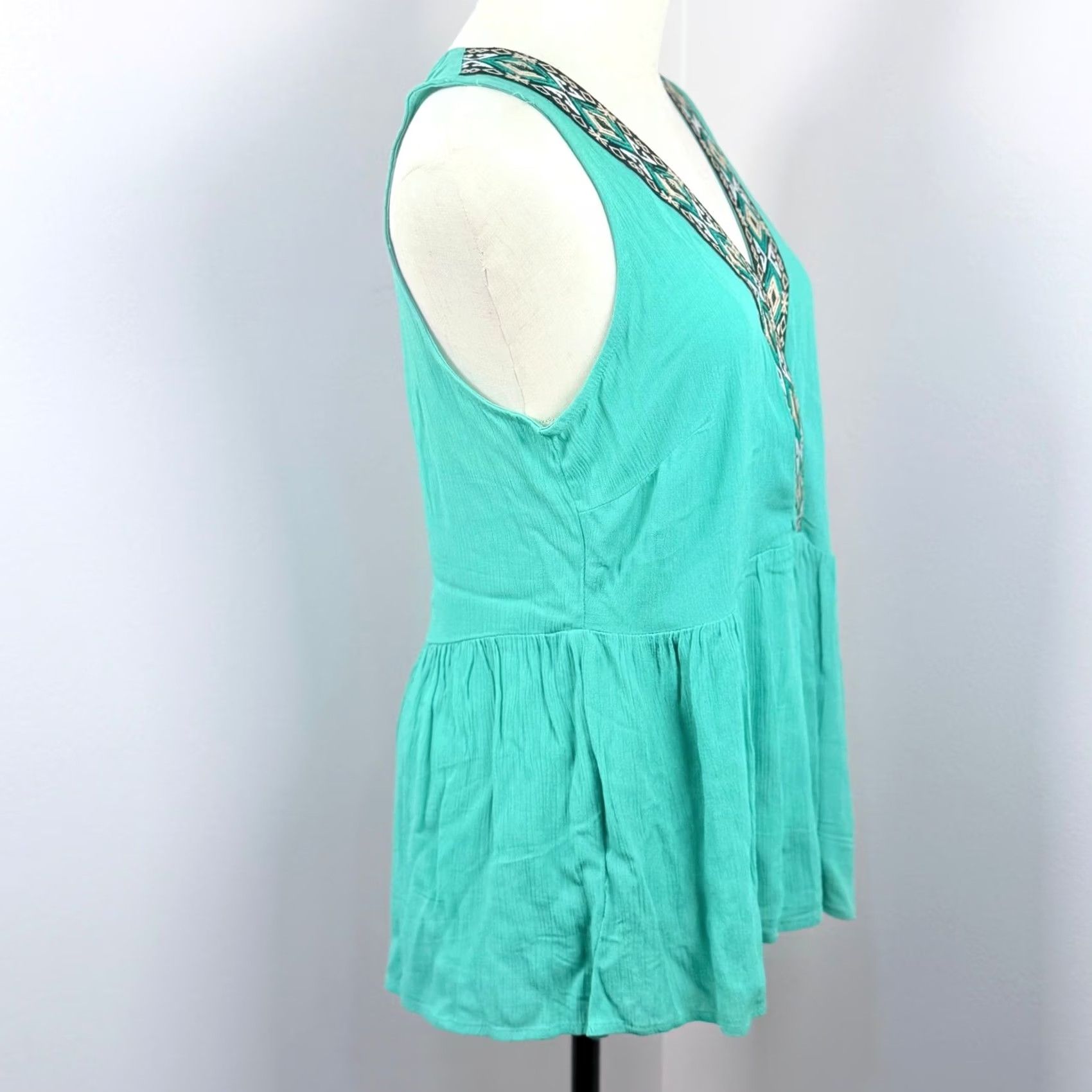 Vintage Bunulu Womens M Sleeveless Top Geometric Embroidered Boho Festival Size M / US 6-8 / IT 42-44 - 4 Thumbnail