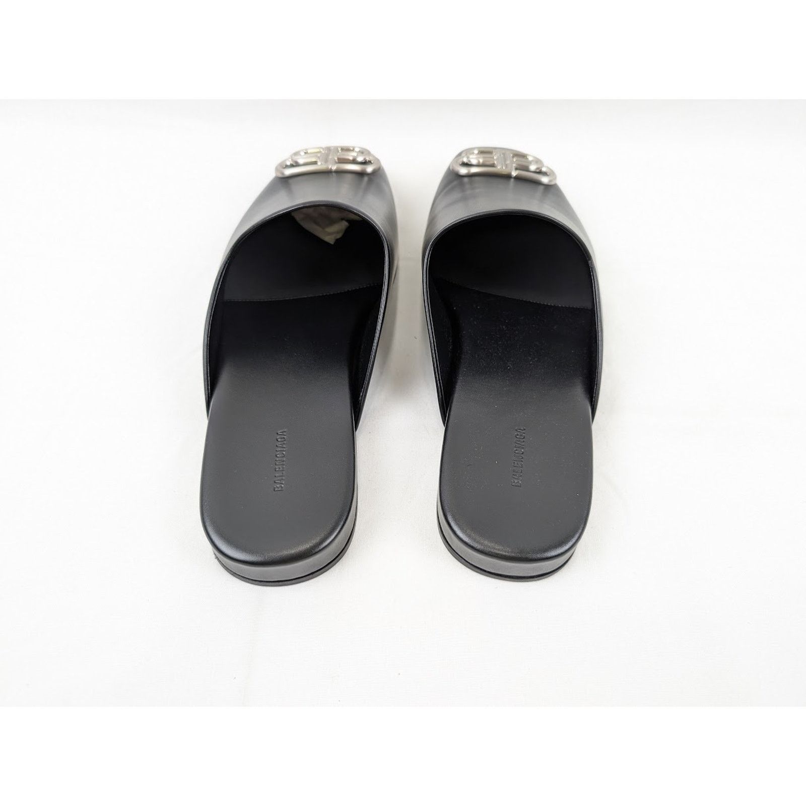 Balenciaga o1rshd1 Q:3 / Cosy BB Mules in Black/Nikel Size US 10 / EU 43 - 17 Thumbnail