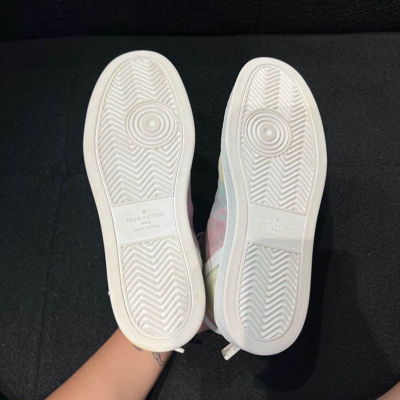Louis Vuitton Louis Vuitton Laser Gradient High-Top Sneakers - Size US 8.5 / EU 41-42 - 4 Thumbnail