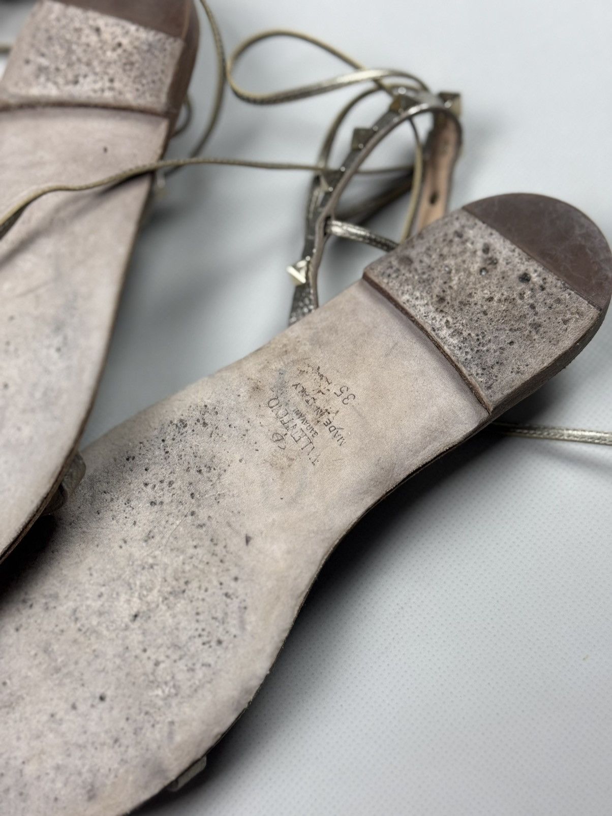 Valentino Valentino Garavani Ladies Studded Flats Sandals Size 35 Size US 5 / IT 35 - 12 Thumbnail