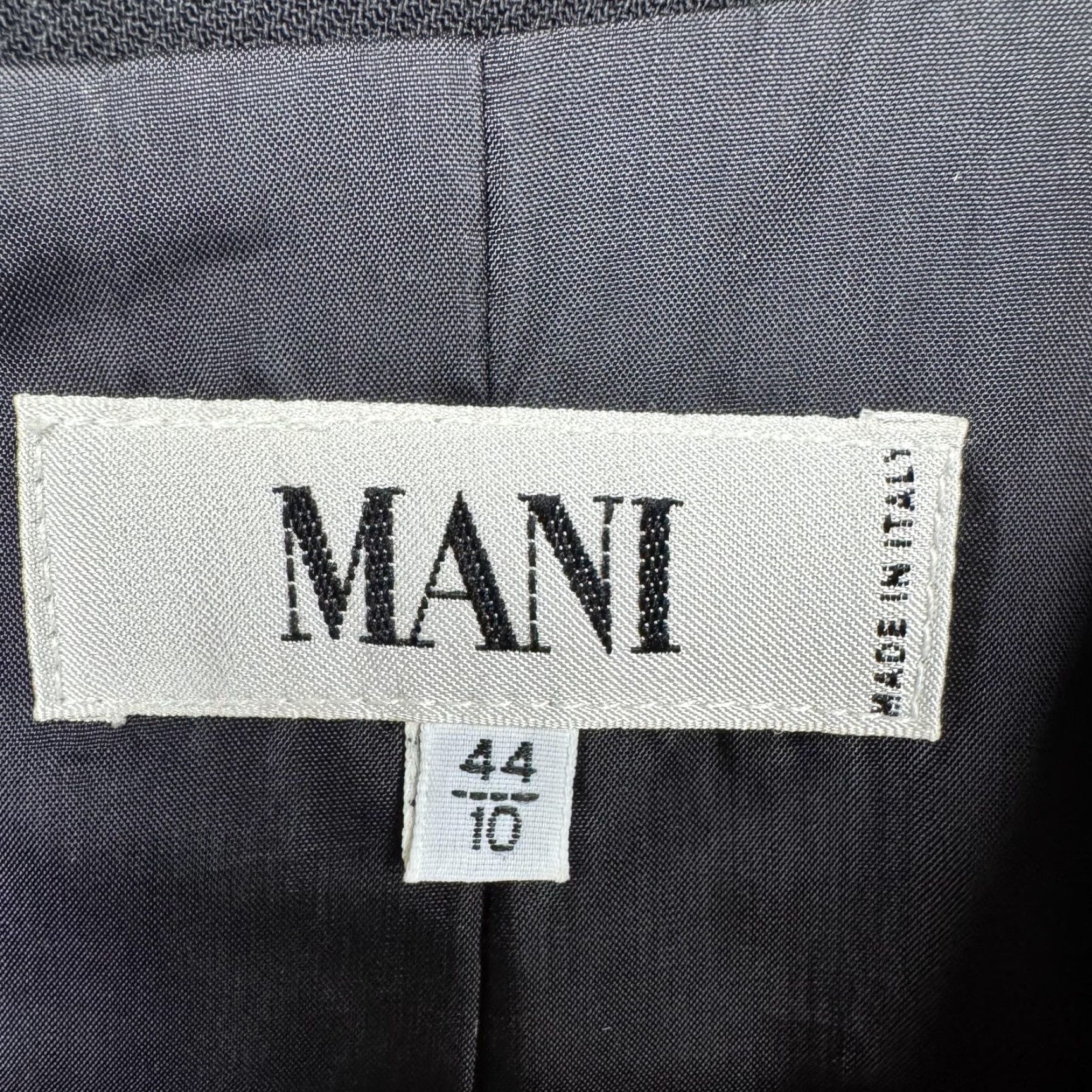 Vintage VINTAGE Mani Blazer Women's 10 Wool Tuxedo Blazer Black Tailored Office Workwear 90s/Retro Ladies Mens? Size L / US 10 / IT 46 - 5 Thumbnail